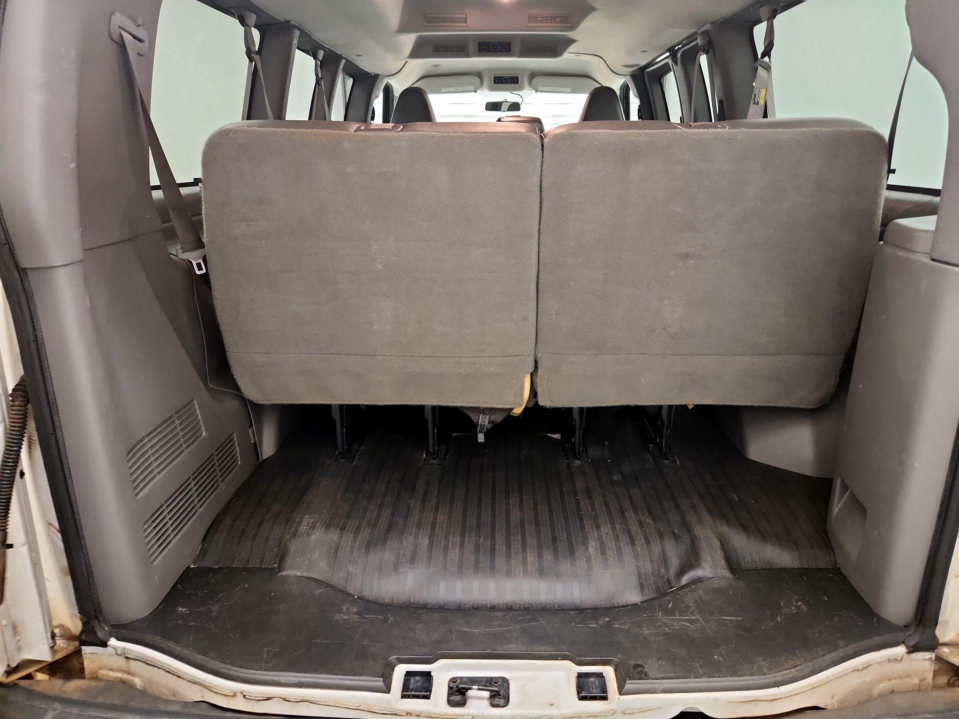 Thumbnail: 2017 Chevrolet Express - 19