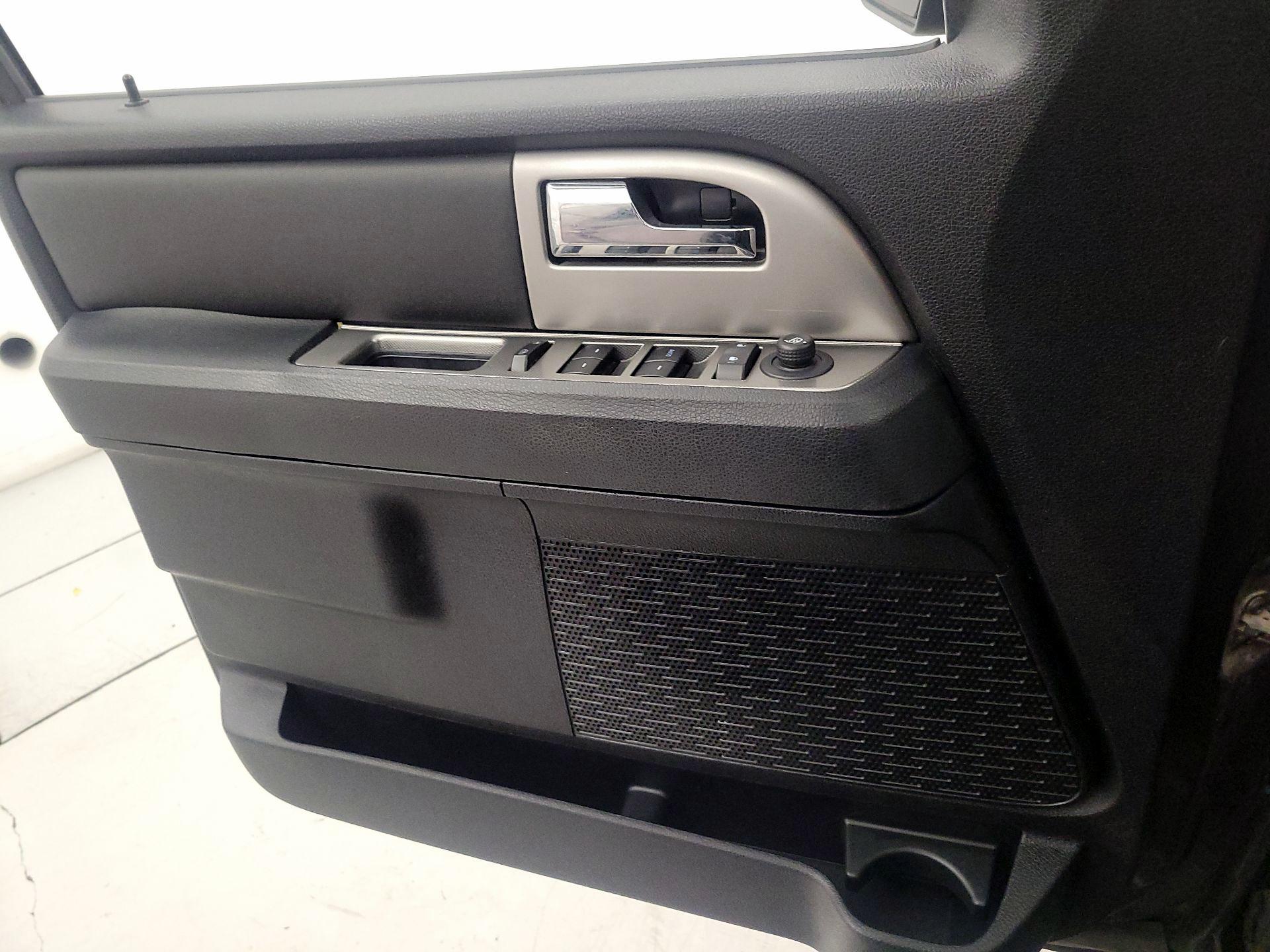 Thumbnail: 2017 Ford Expedition EL - 12