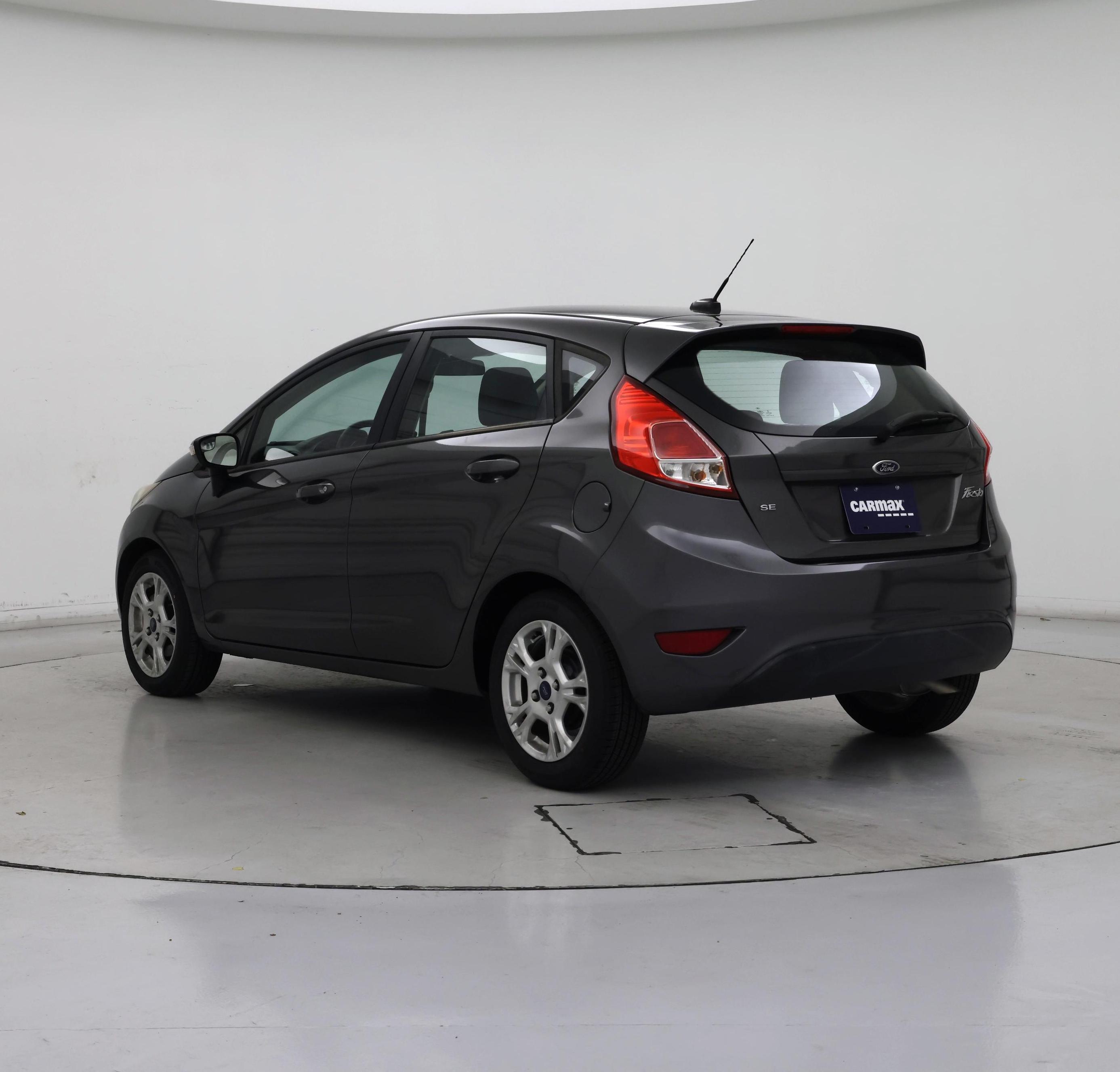 Thumbnail: 2016 Ford Fiesta - 2