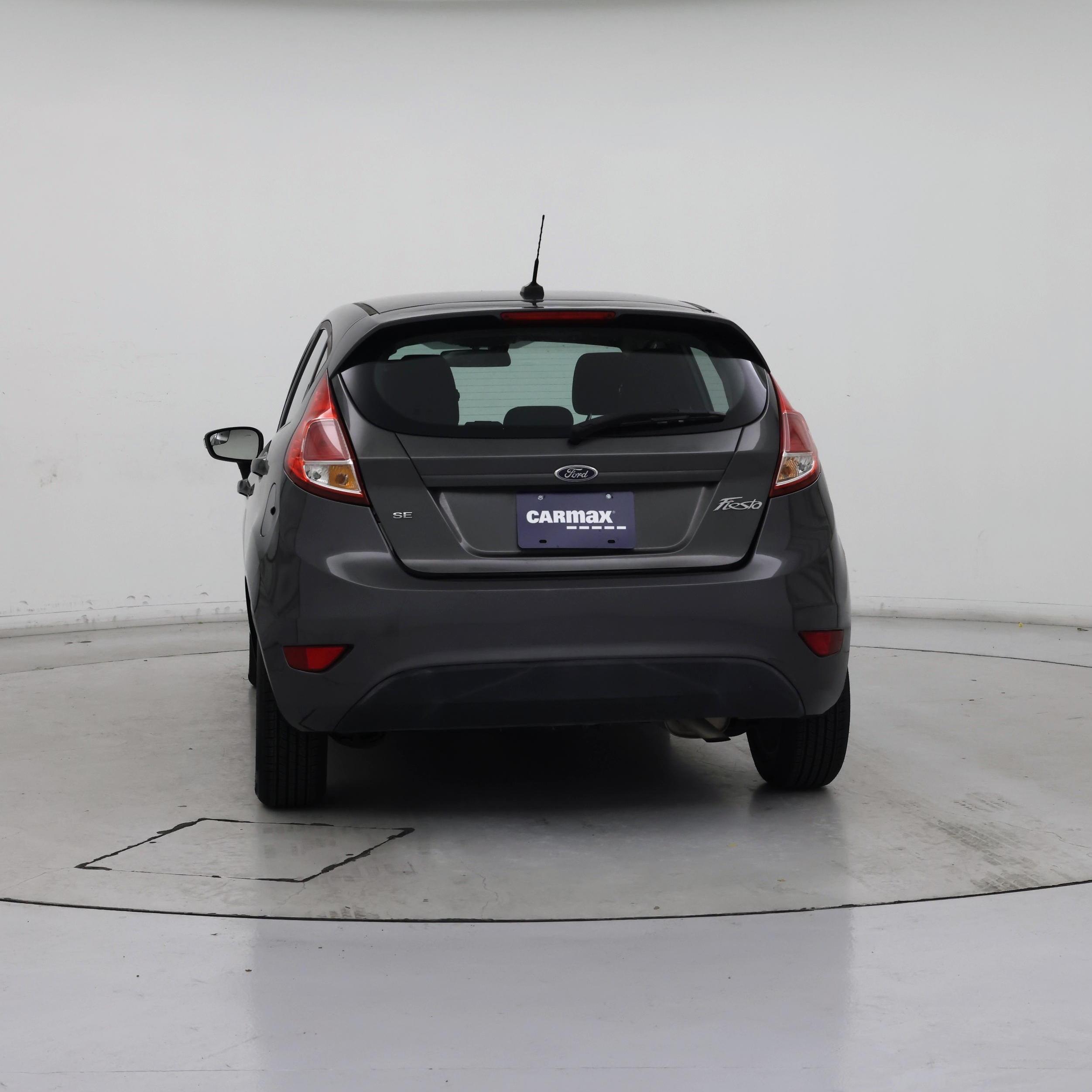 Thumbnail: 2016 Ford Fiesta - 6