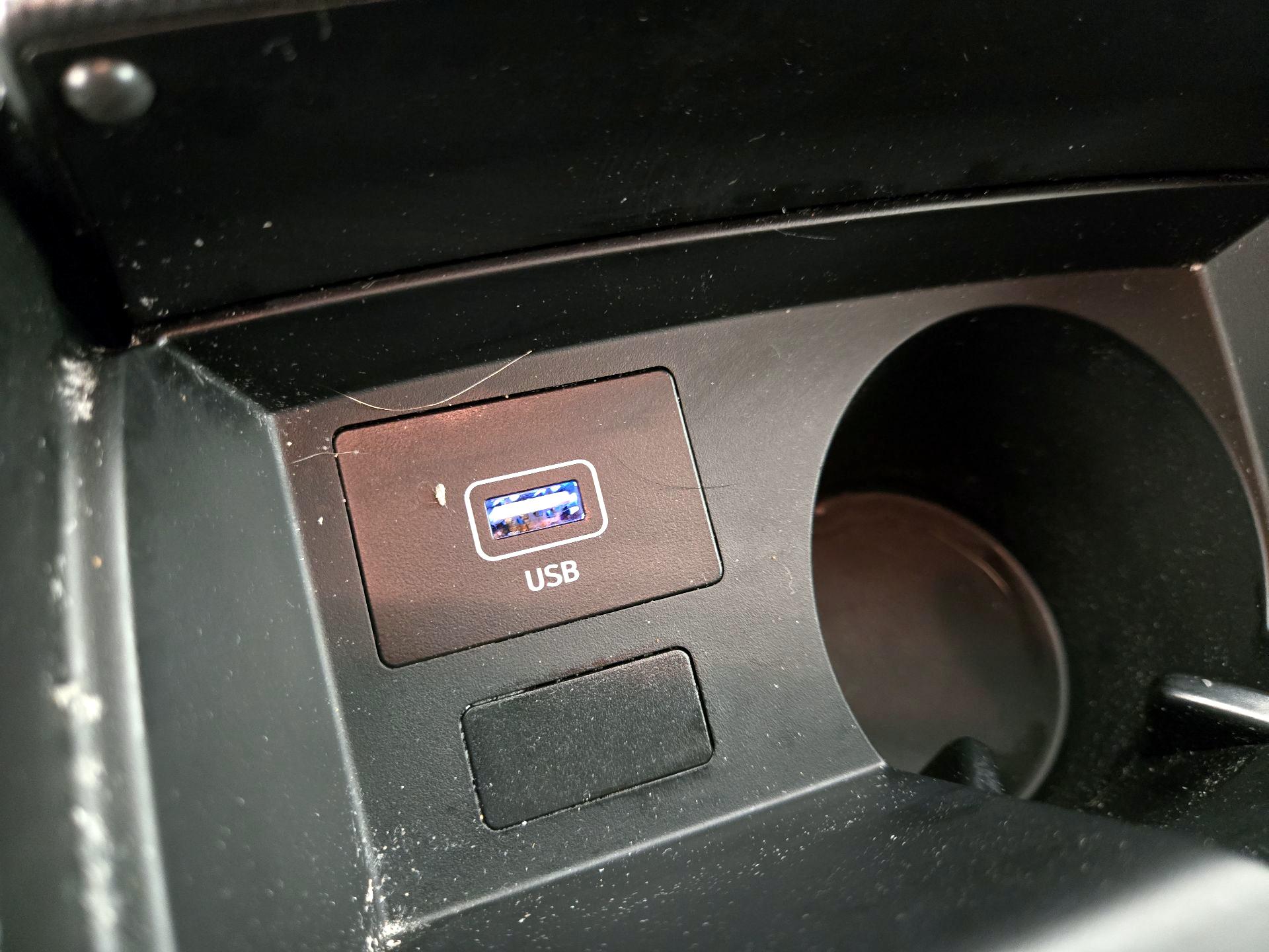 Thumbnail: 2023 Hyundai Santa Fe - 18