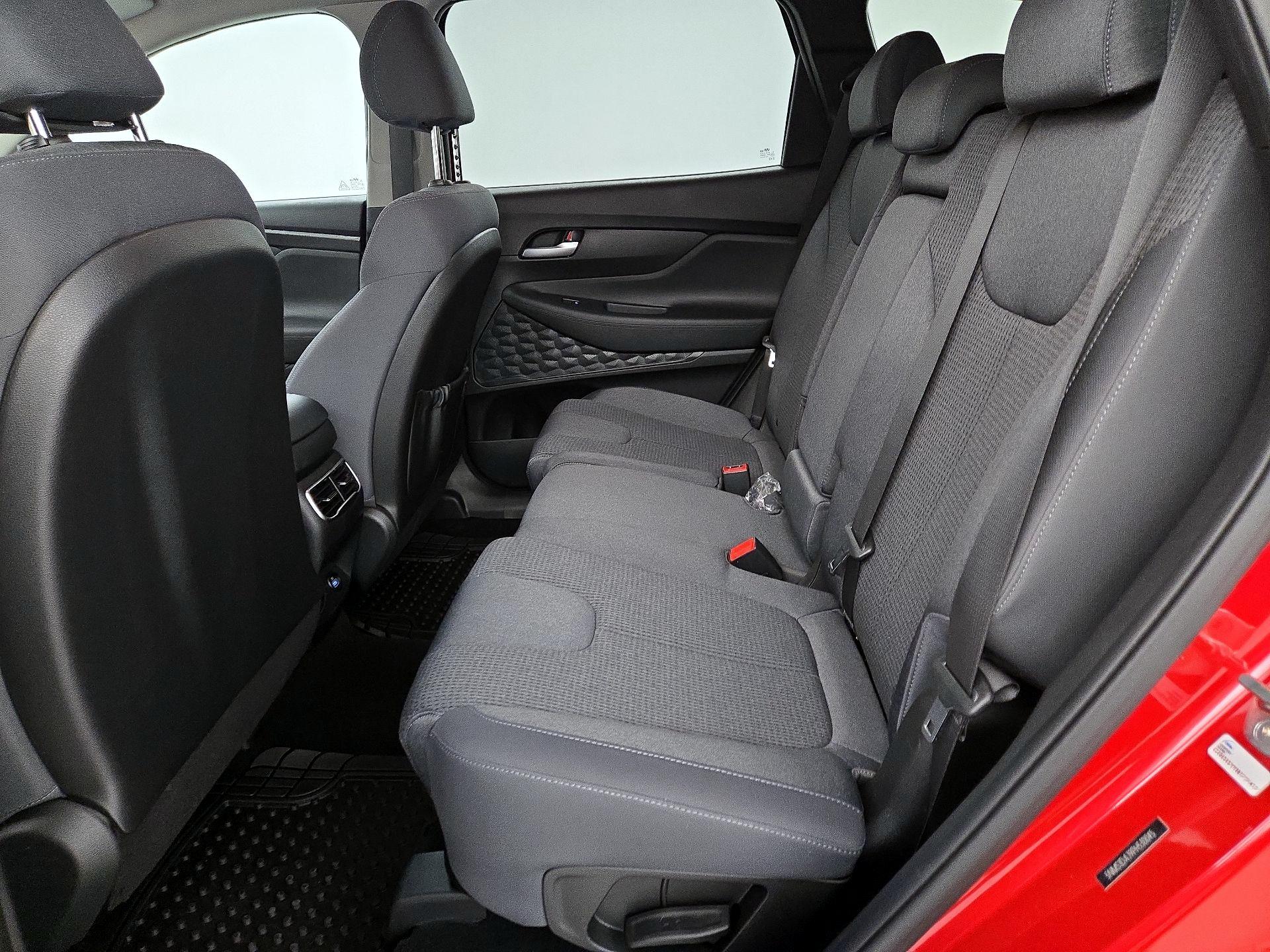 Thumbnail: 2023 Hyundai Santa Fe - 19