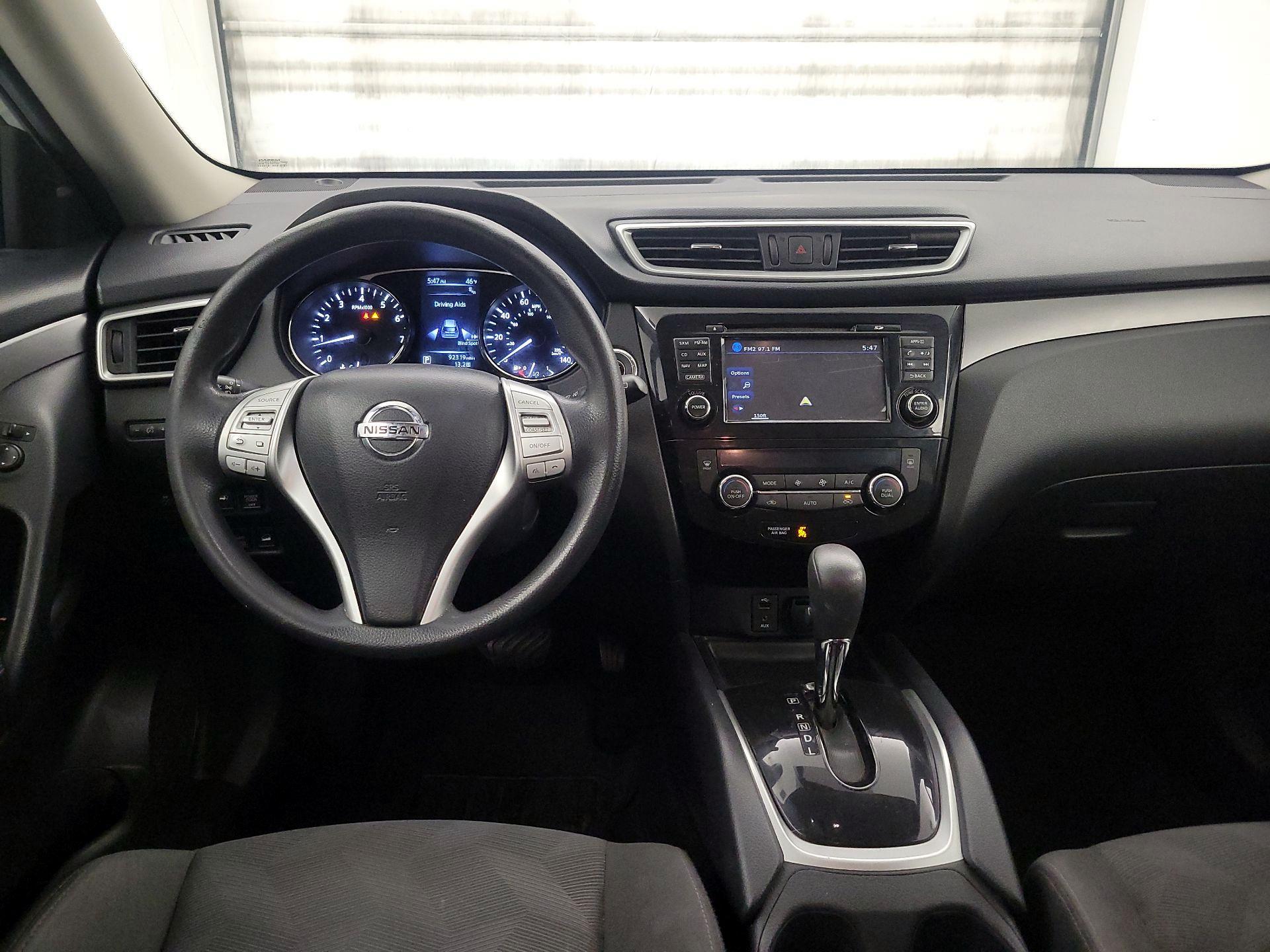 Thumbnail: 2016 Nissan Rogue - 9