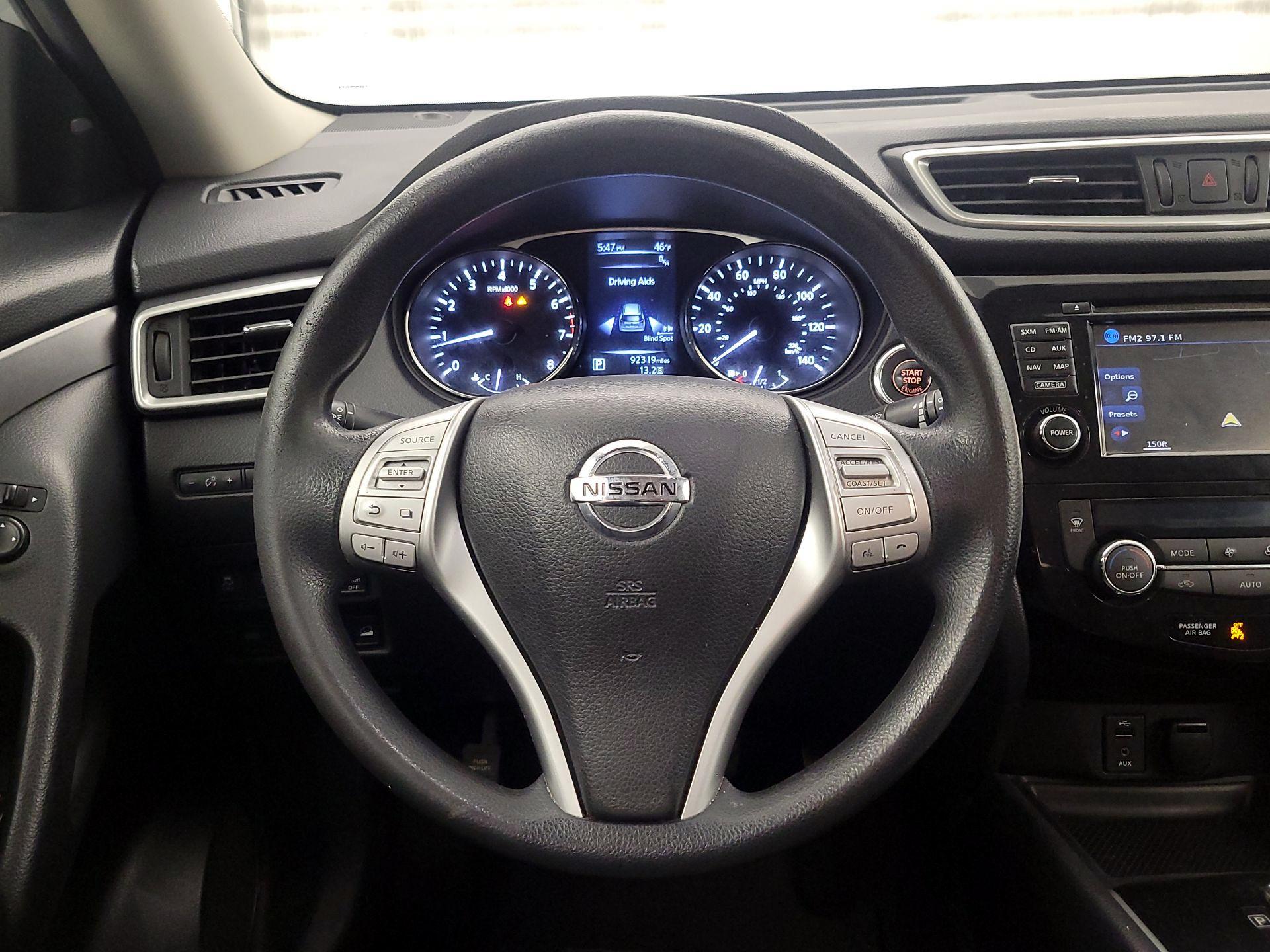 Thumbnail: 2016 Nissan Rogue - 10