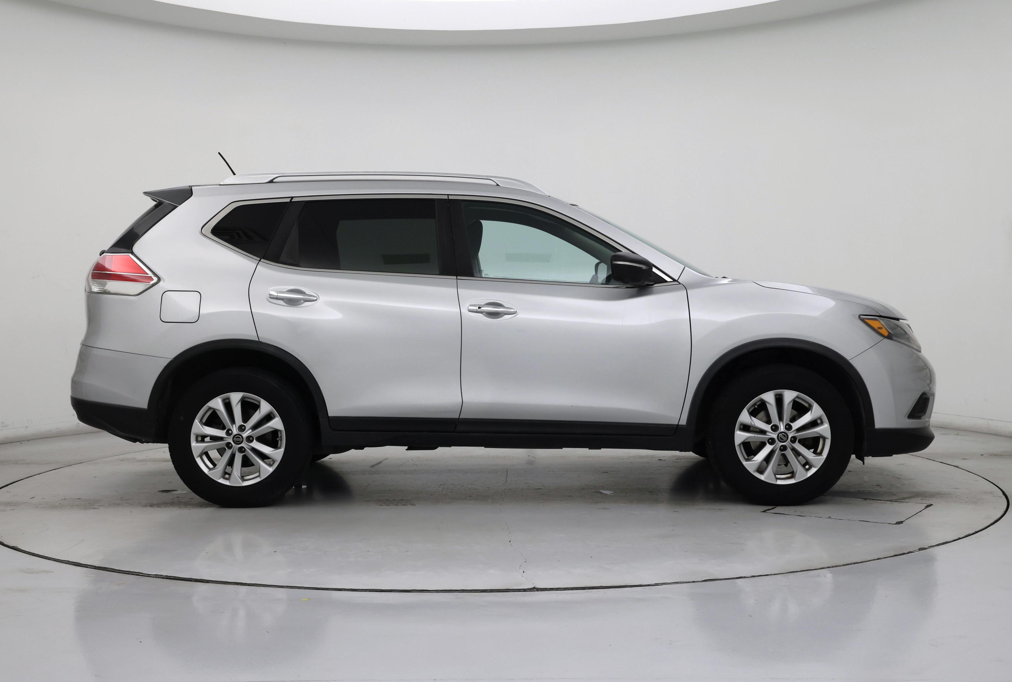 Thumbnail: 2016 Nissan Rogue - 7