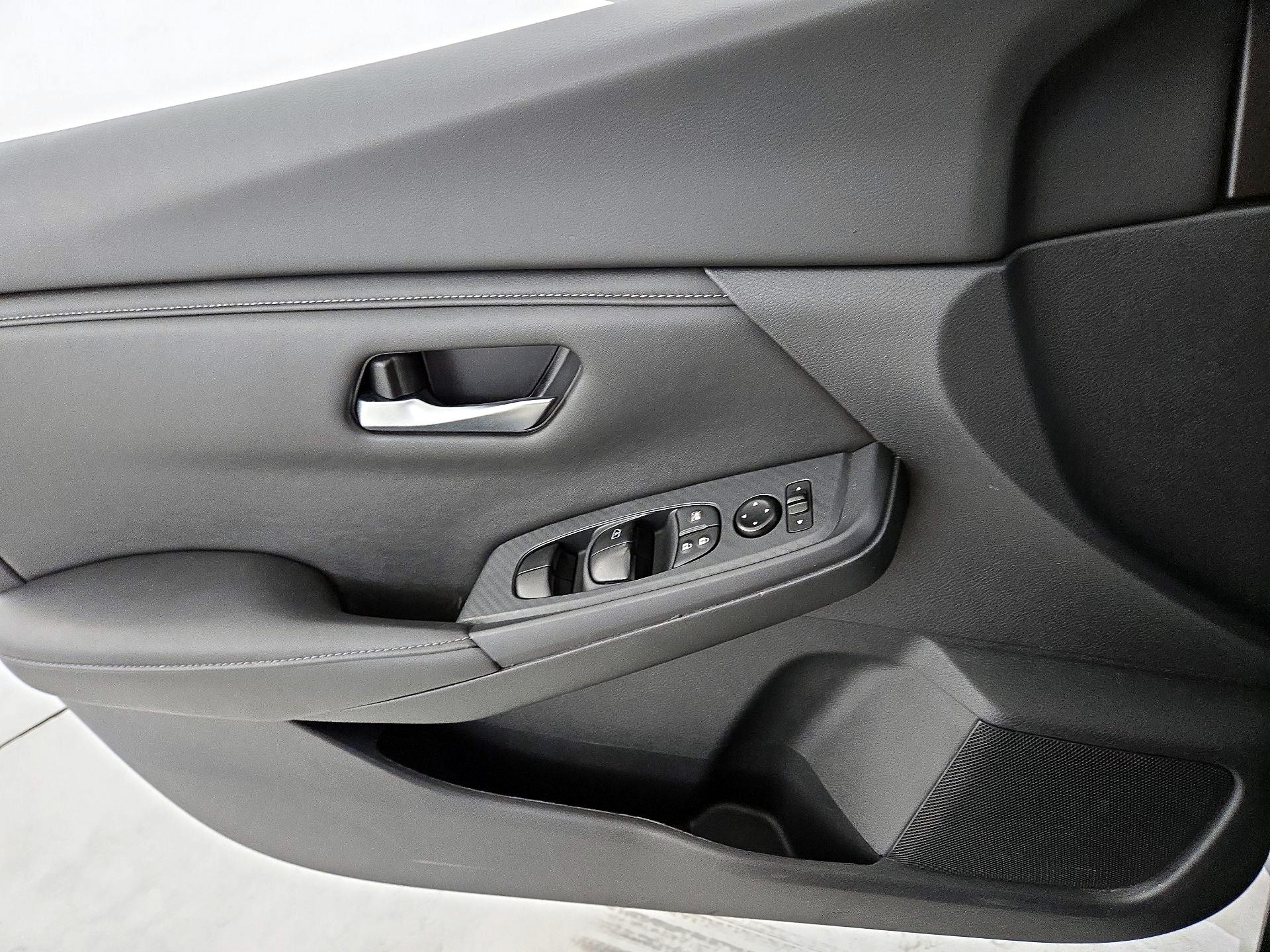 Thumbnail: 2024 Nissan Sentra - 12