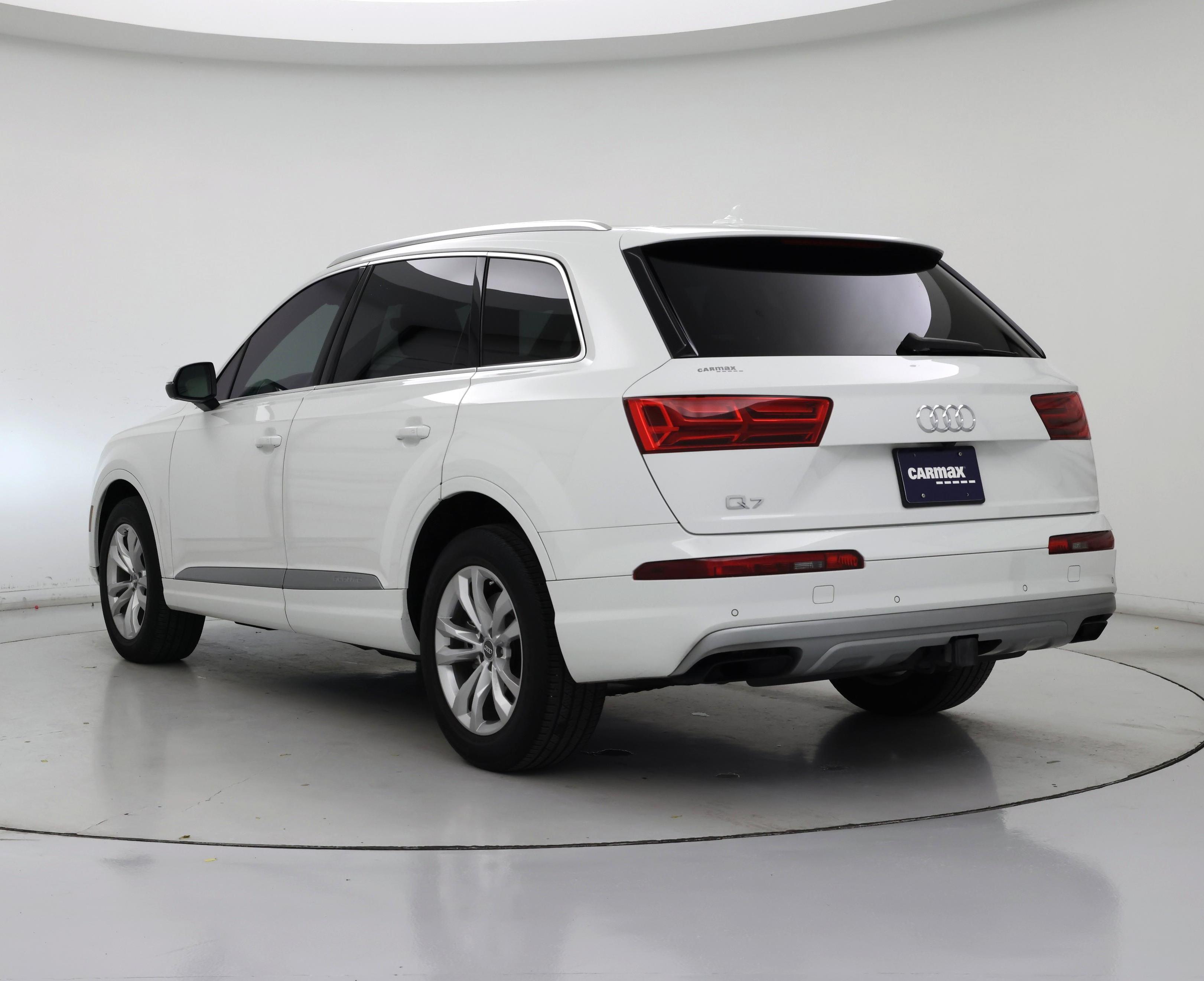 Thumbnail: 2019 Audi Q7 - 2