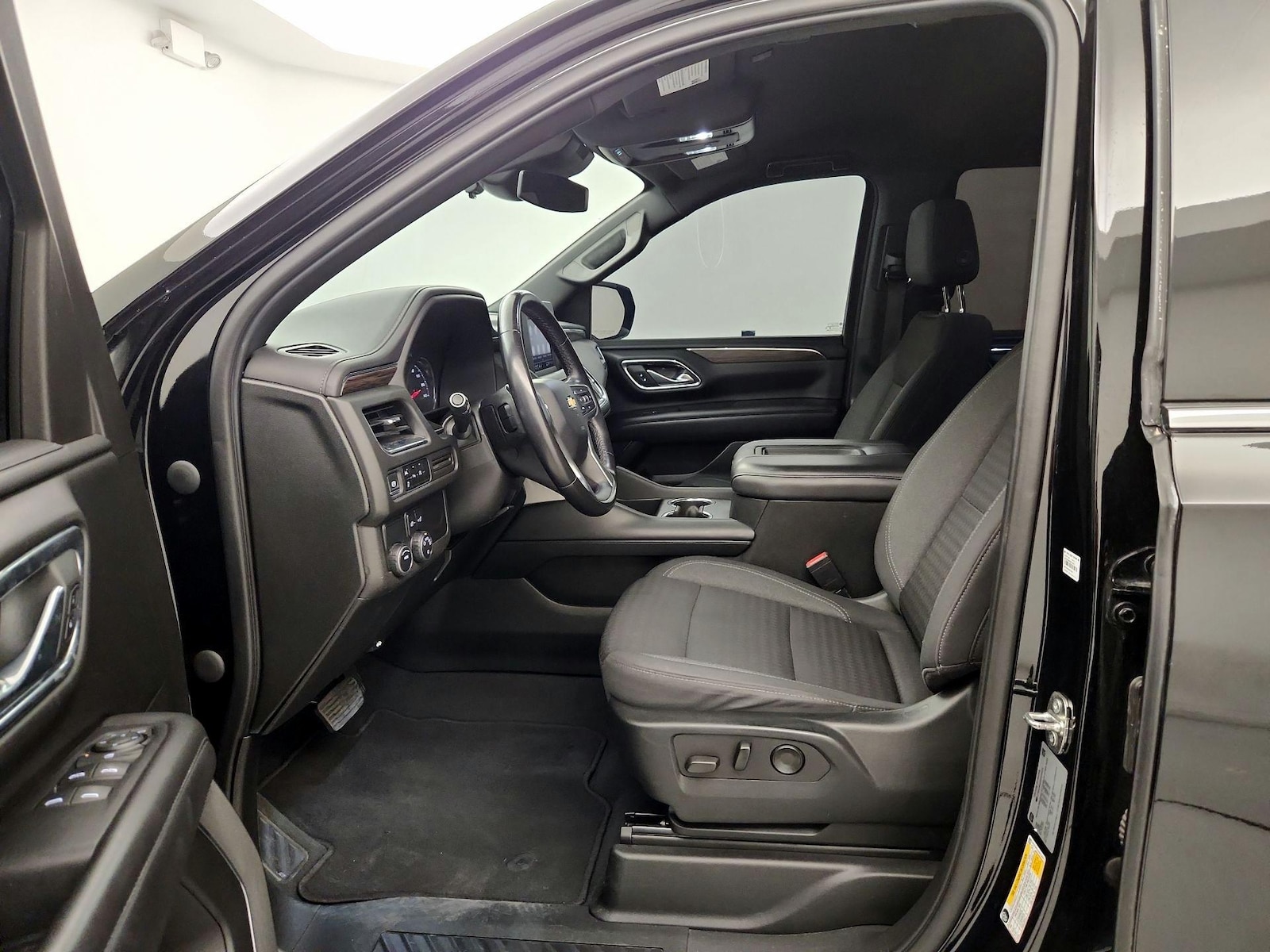 2023 Chevrolet Tahoe LS - Photo 12