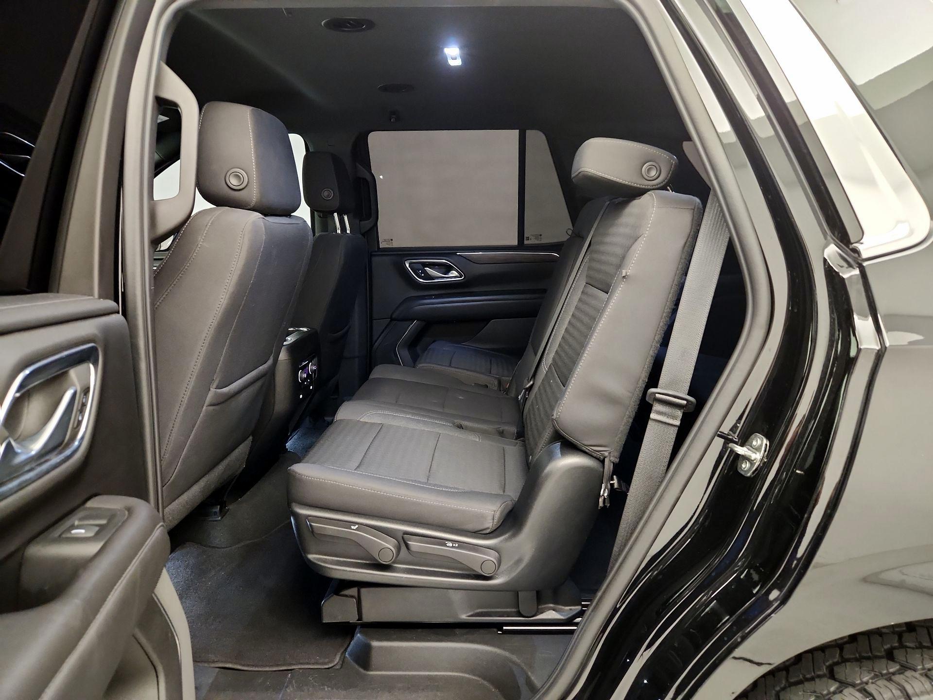 Thumbnail: 2023 Chevrolet Tahoe - 19