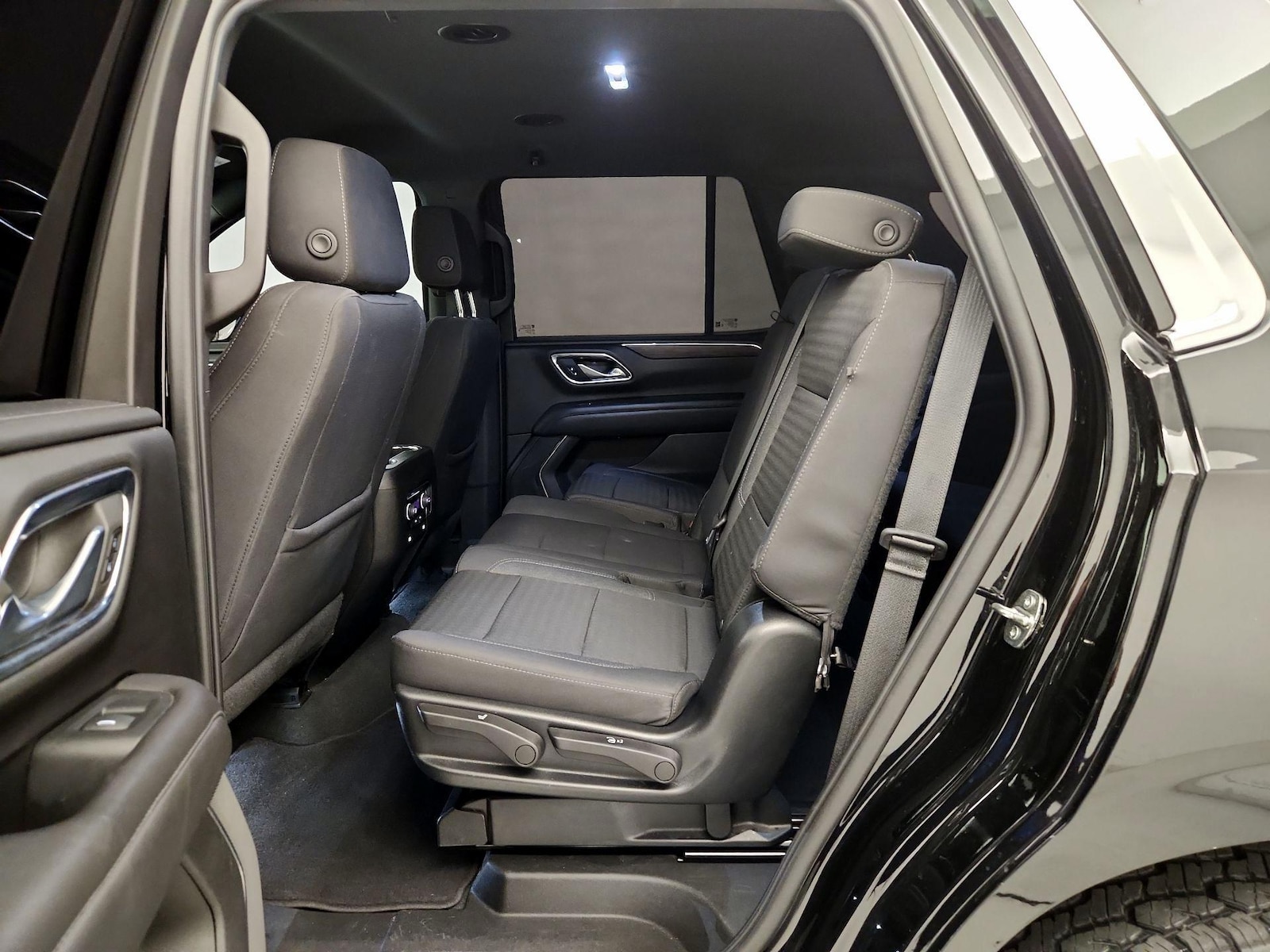 2023 Chevrolet Tahoe LS - Photo 20