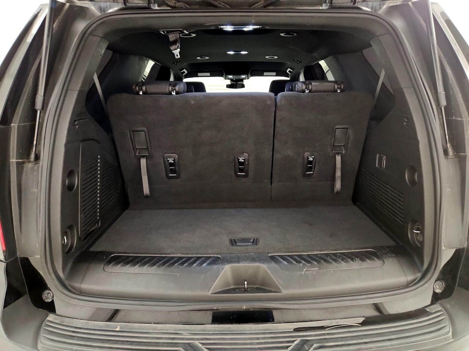 2023 Chevrolet Tahoe LS - Photo 22