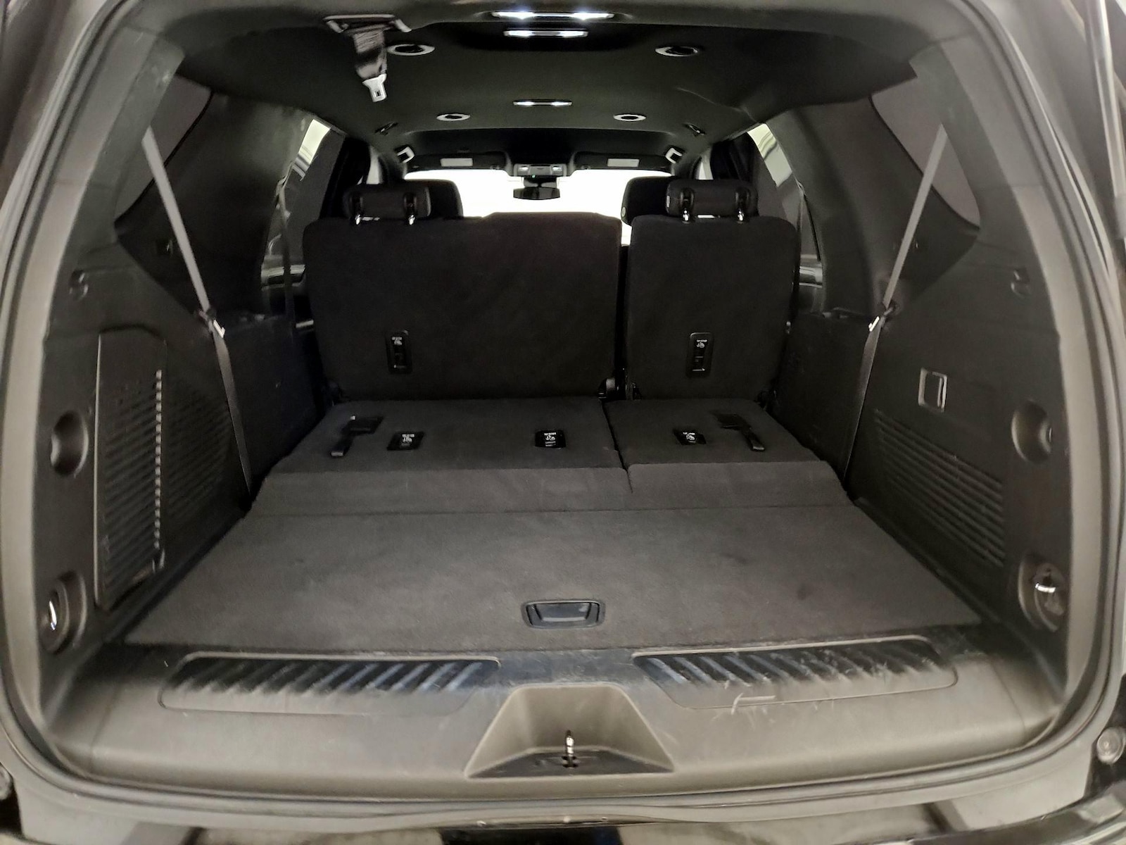 2023 Chevrolet Tahoe LS - Photo 23