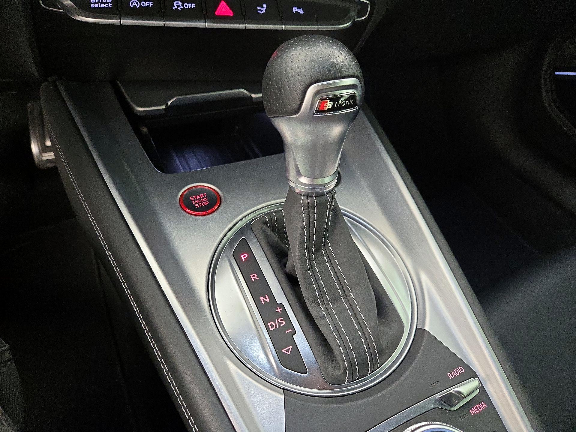 Thumbnail: 2022 Audi TTS - 18