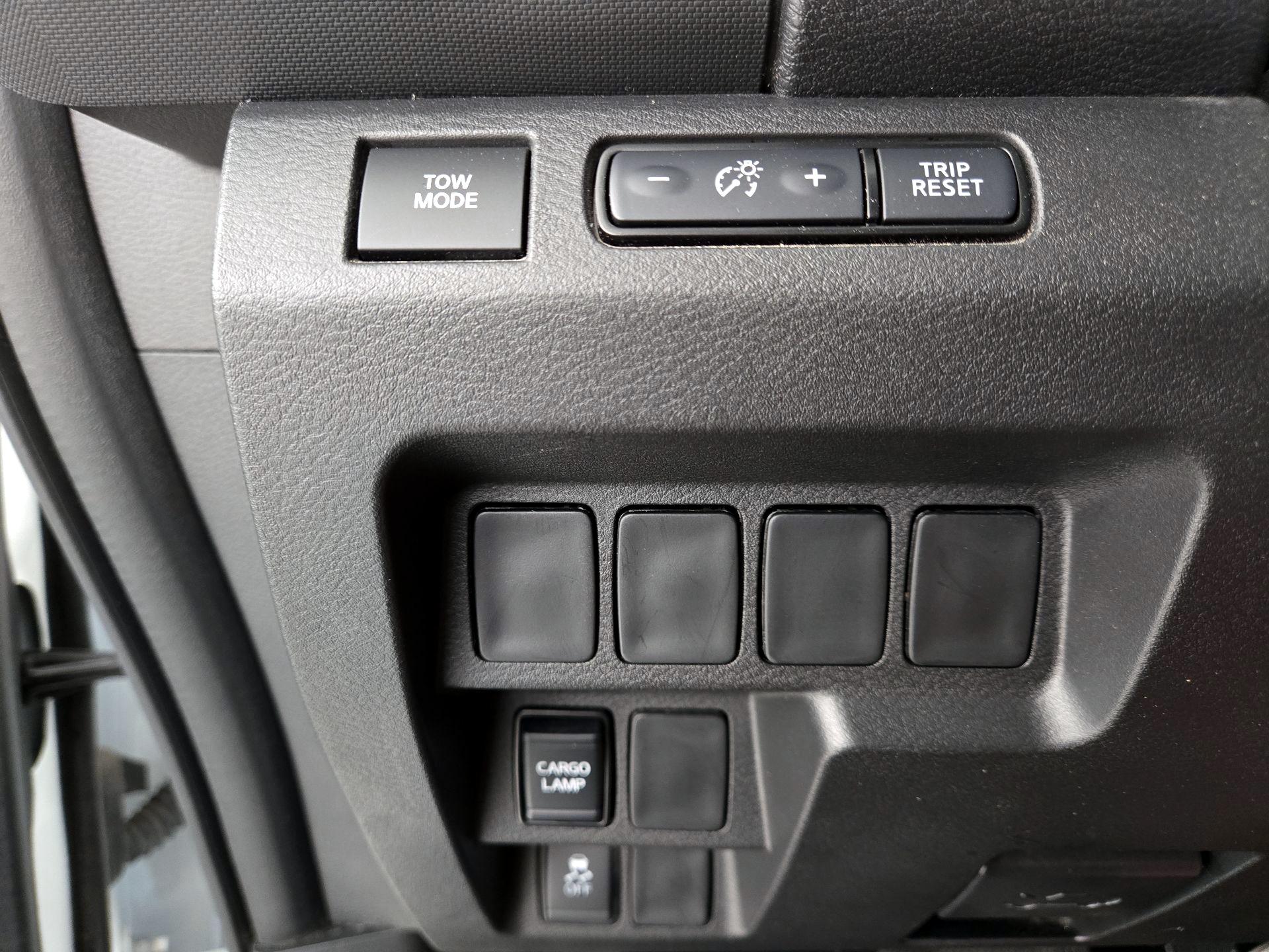 Thumbnail: 2024 Nissan Frontier - 13