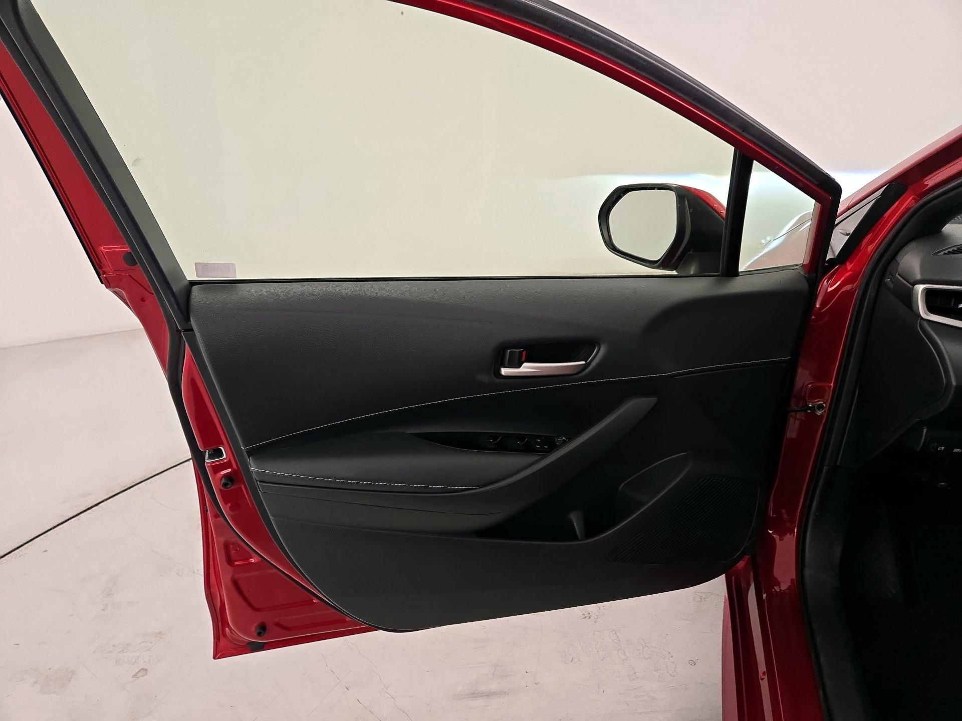 Thumbnail: 2022 Toyota Corolla - 12