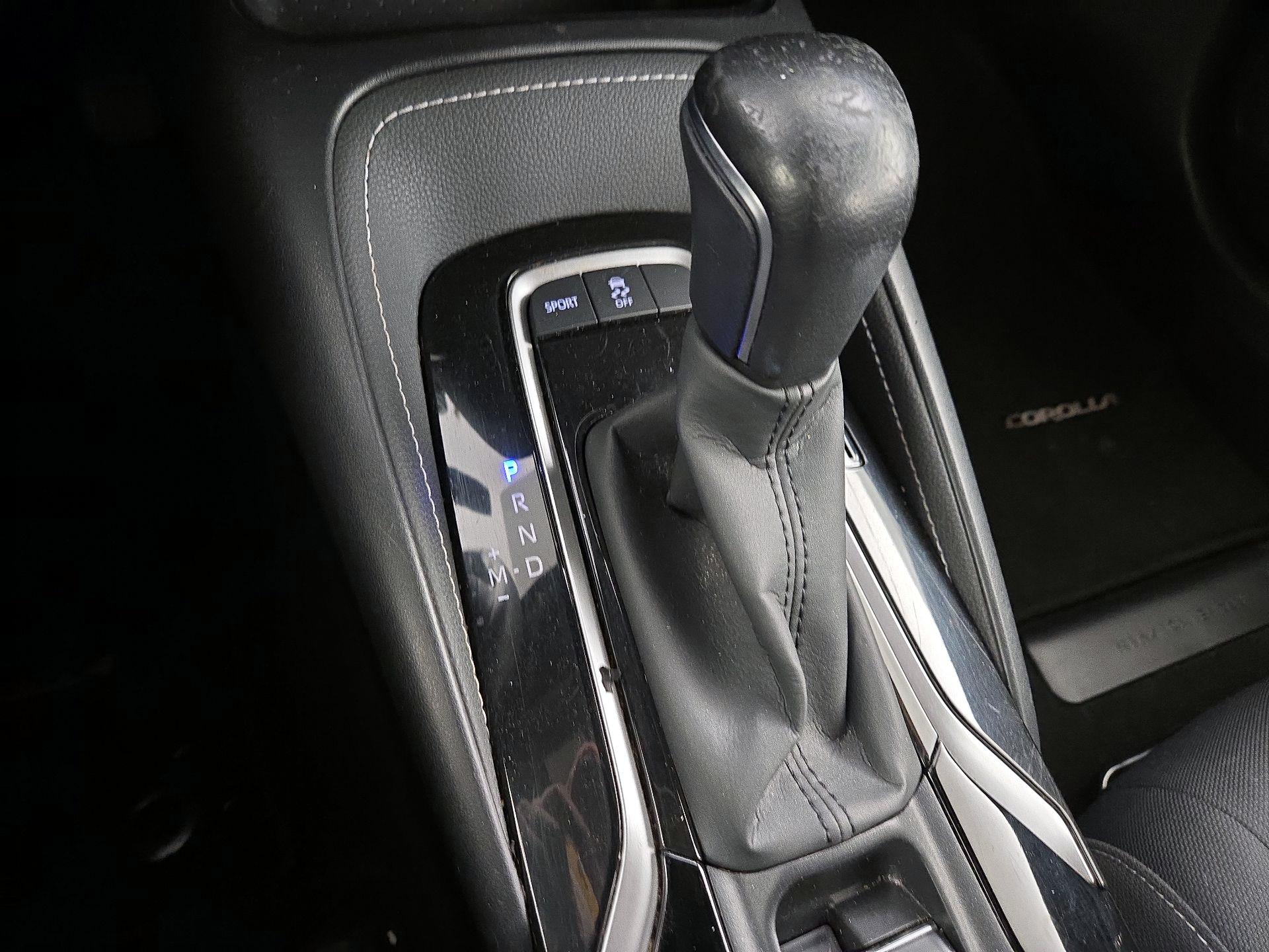 Thumbnail: 2022 Toyota Corolla - 17