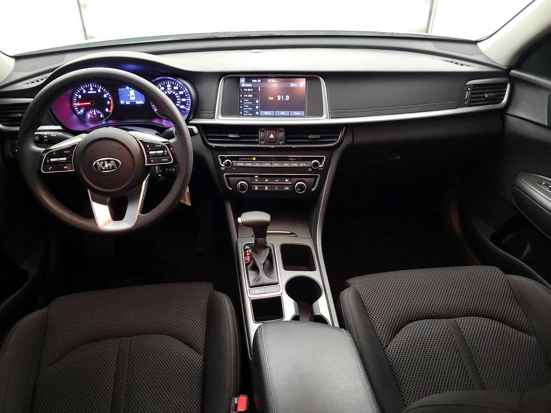 Thumbnail: 2020 Kia Optima - 9