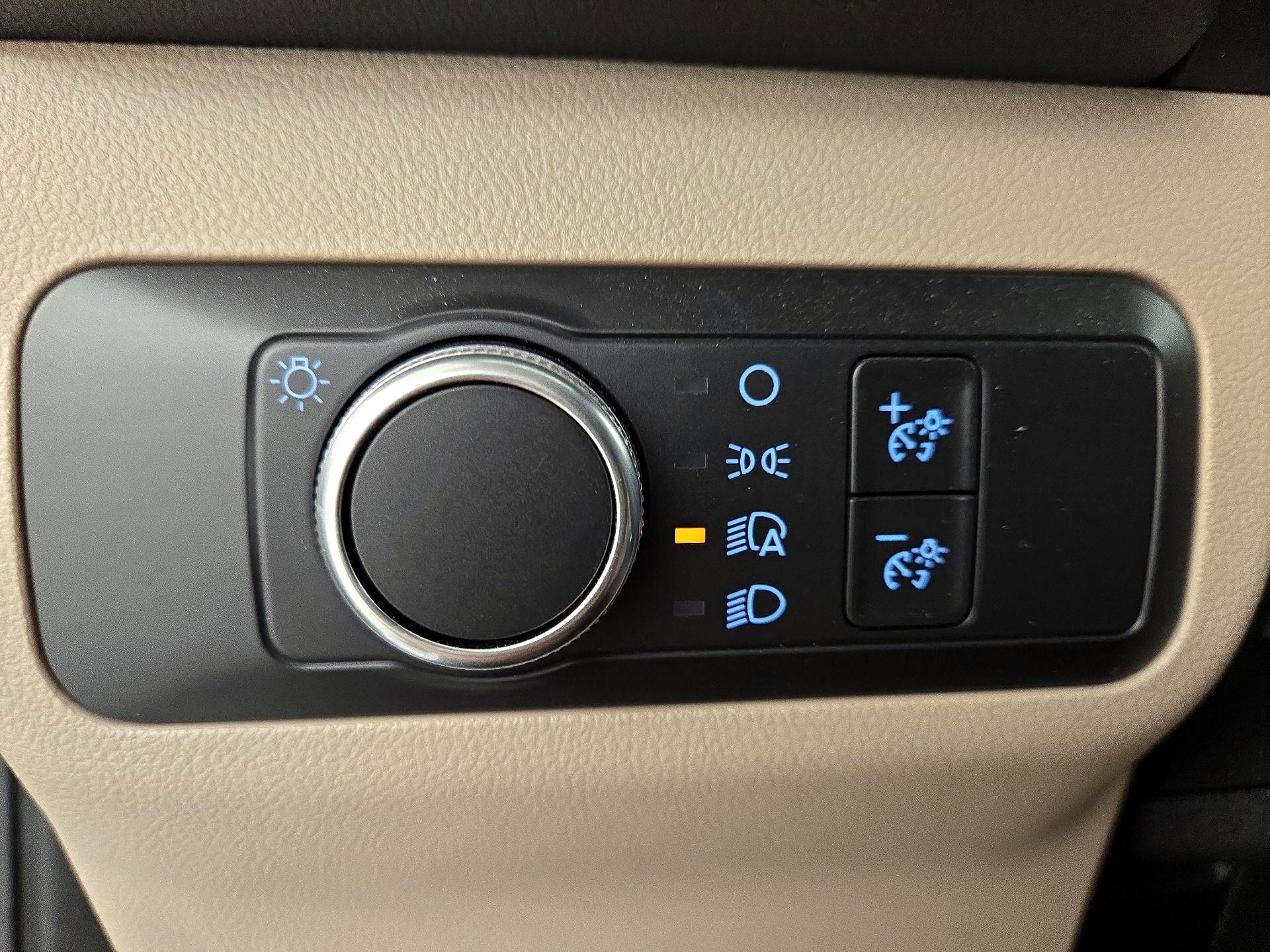 Thumbnail: 2020 Ford Escape - 13