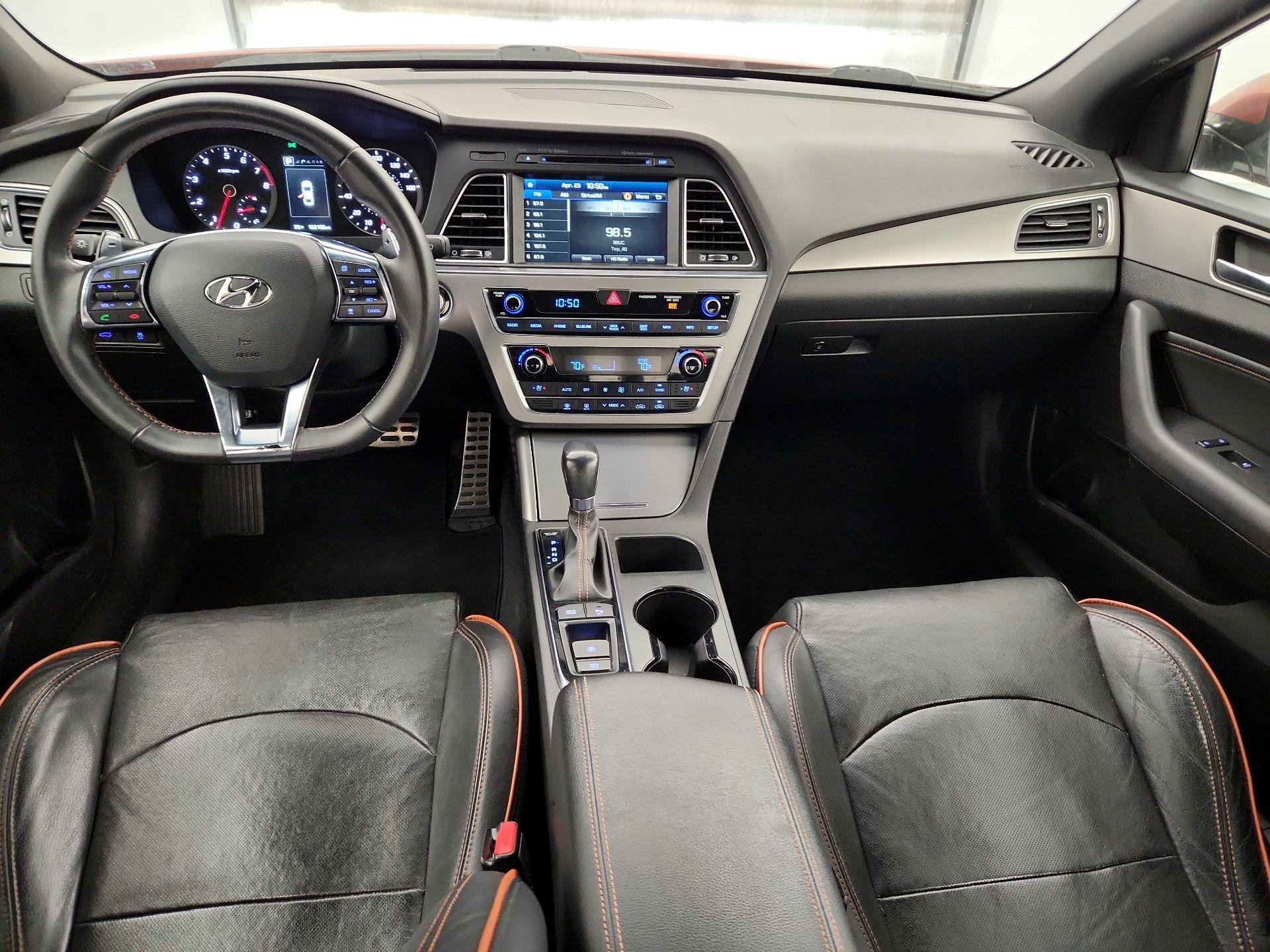 Thumbnail: 2015 Hyundai Sonata - 9