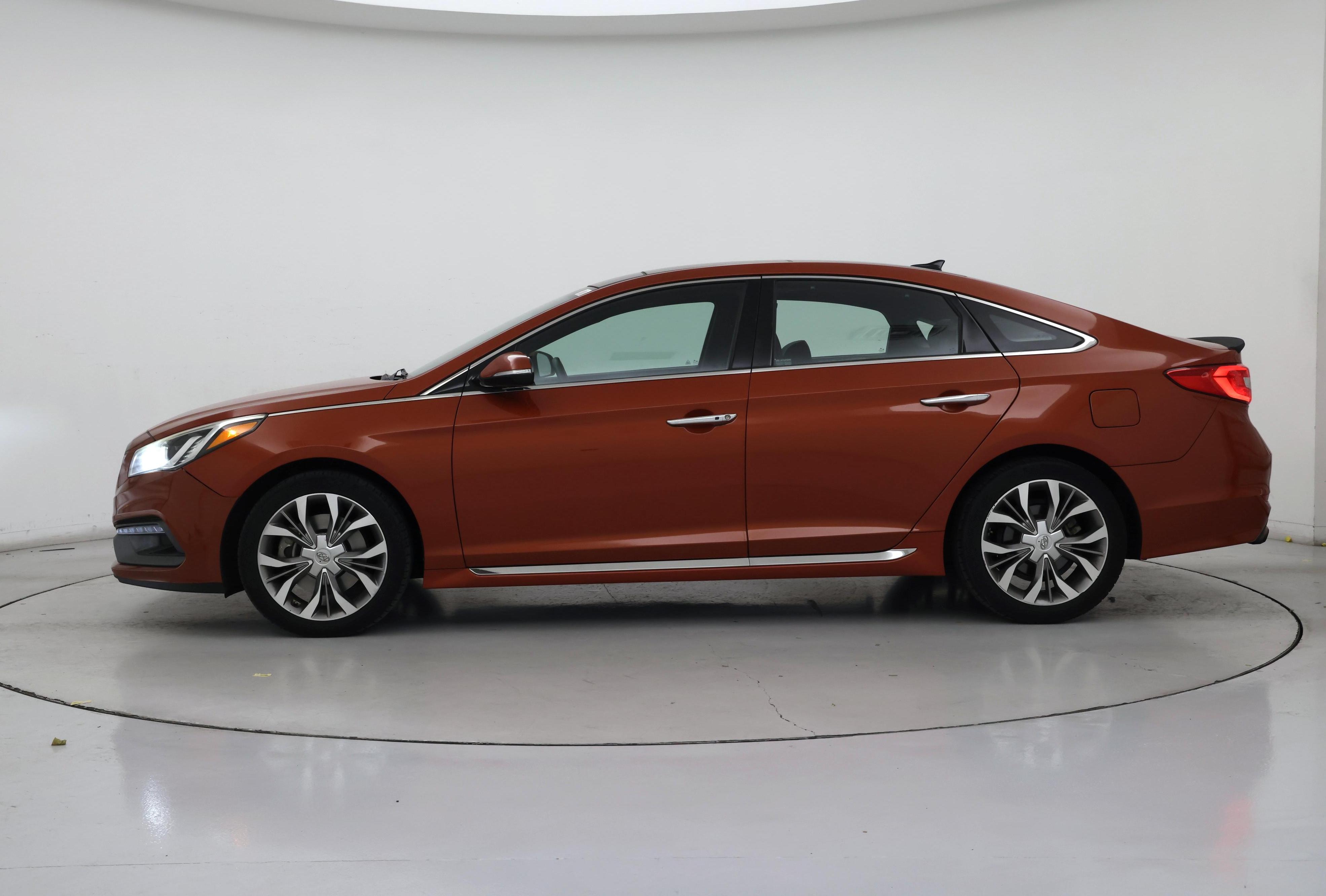 Thumbnail: 2015 Hyundai Sonata - 3