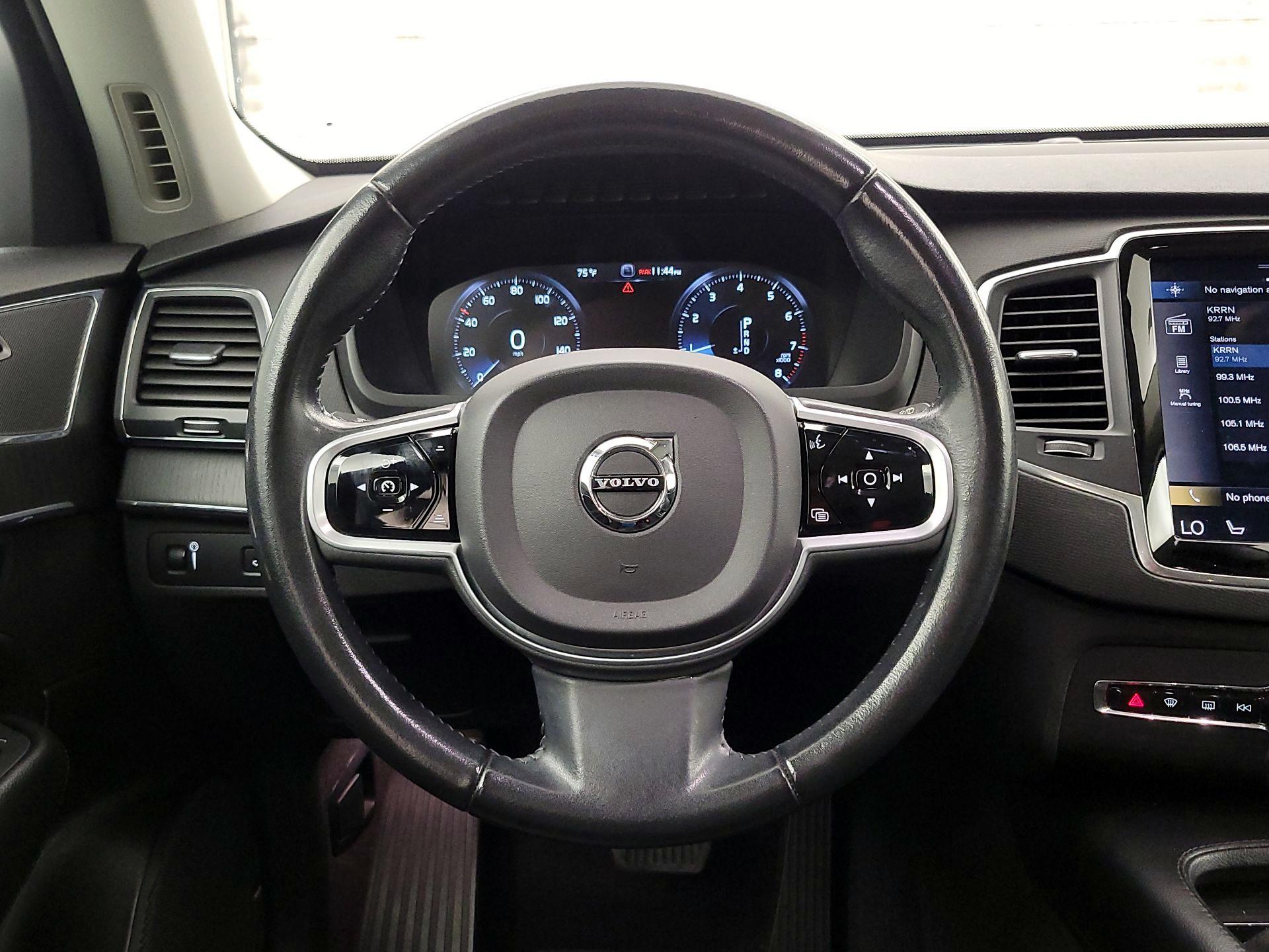 Thumbnail: 2020 Volvo XC90 - 10