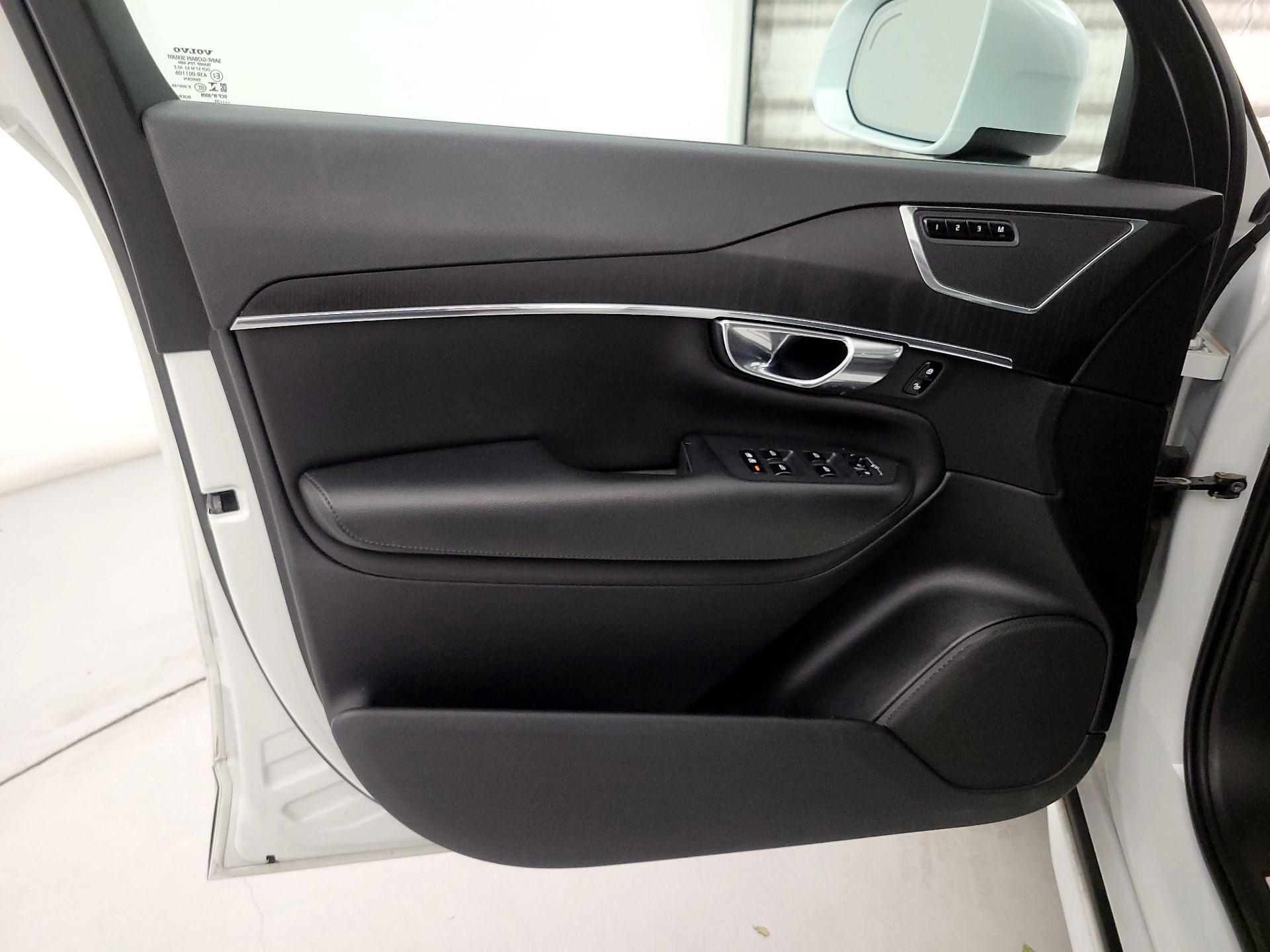 Thumbnail: 2020 Volvo XC90 - 12