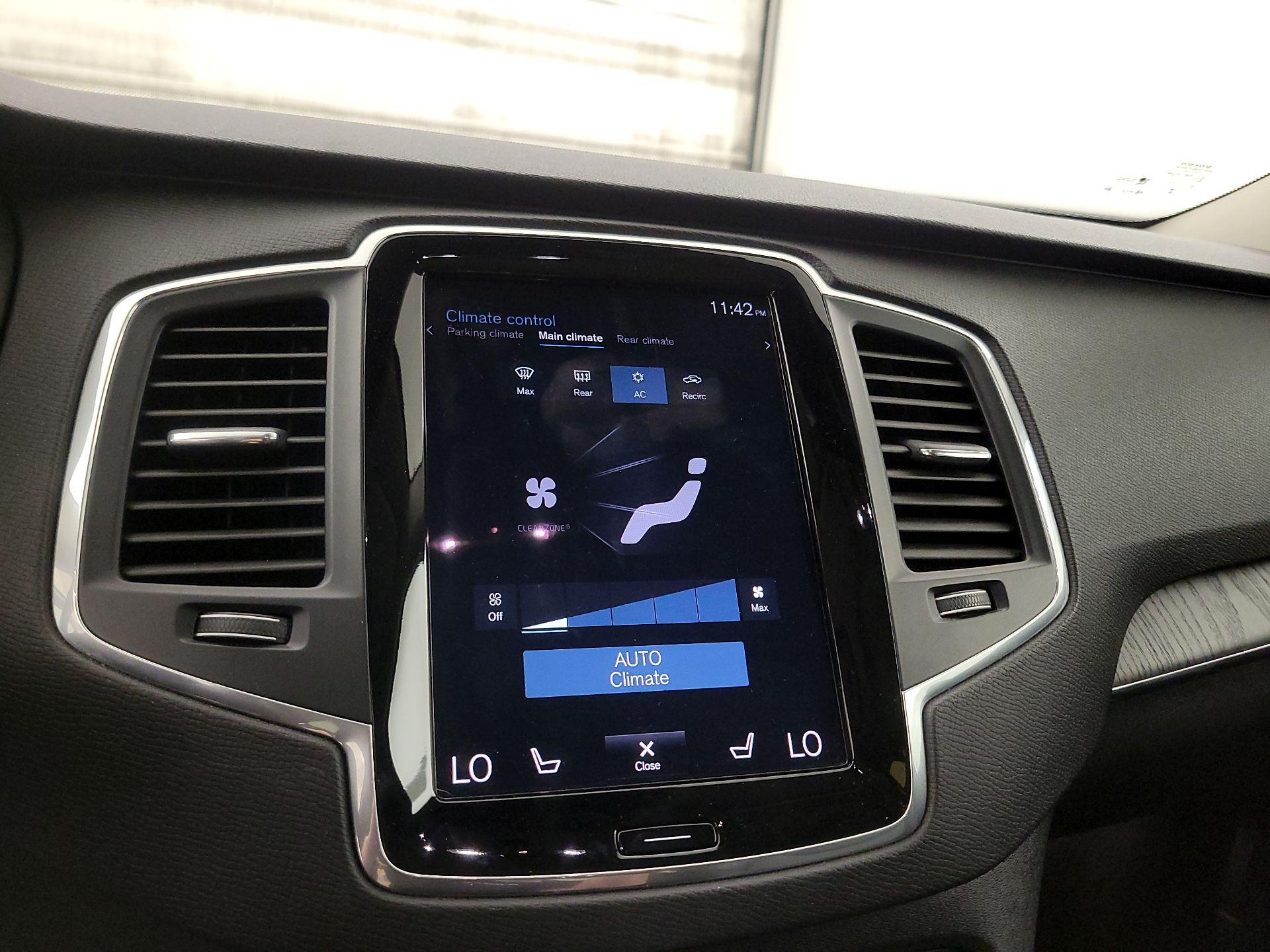 Thumbnail: 2020 Volvo XC90 - 15