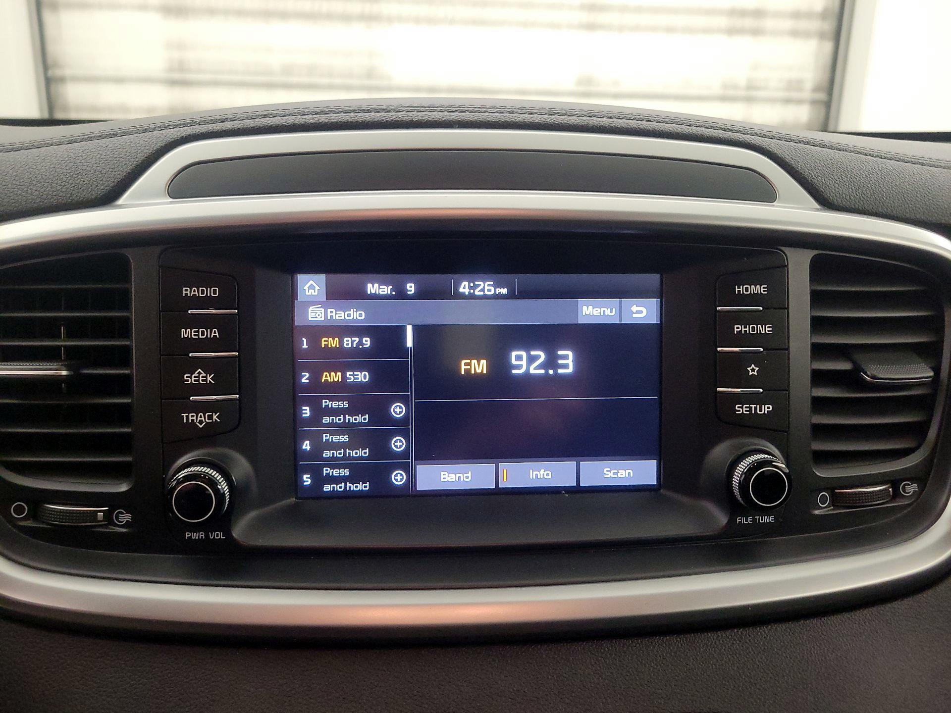 Thumbnail: 2019 Kia Sorento - 15