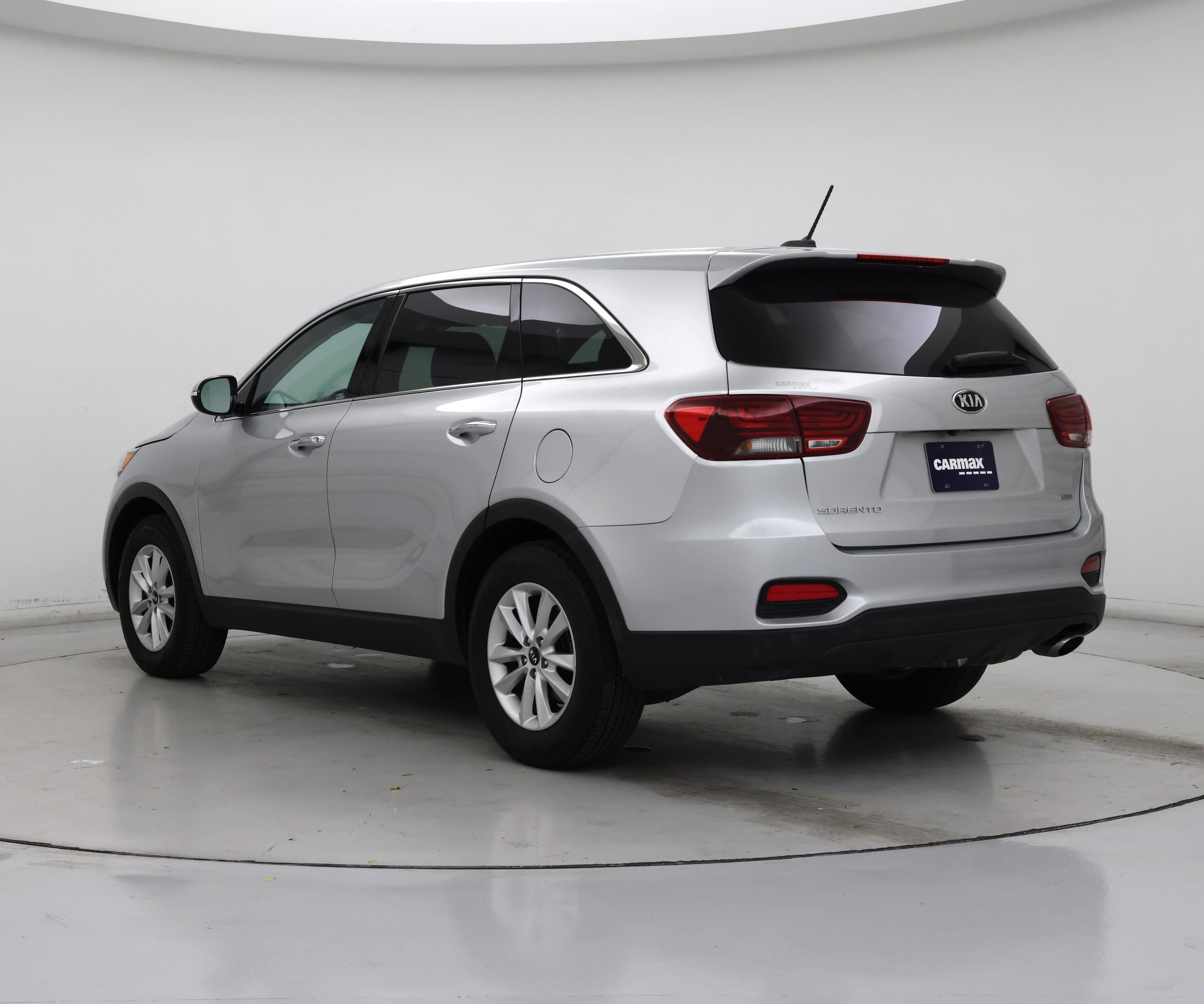 Thumbnail: 2019 Kia Sorento - 2
