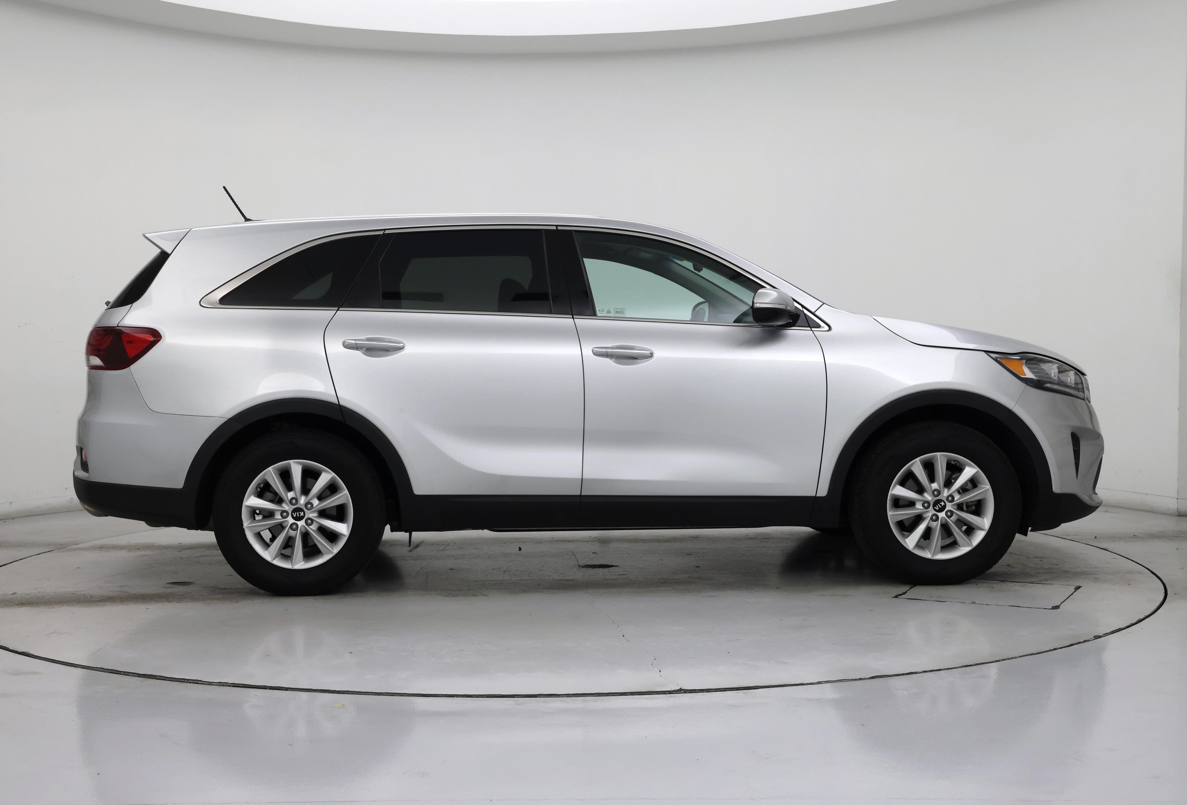 Thumbnail: 2019 Kia Sorento - 7