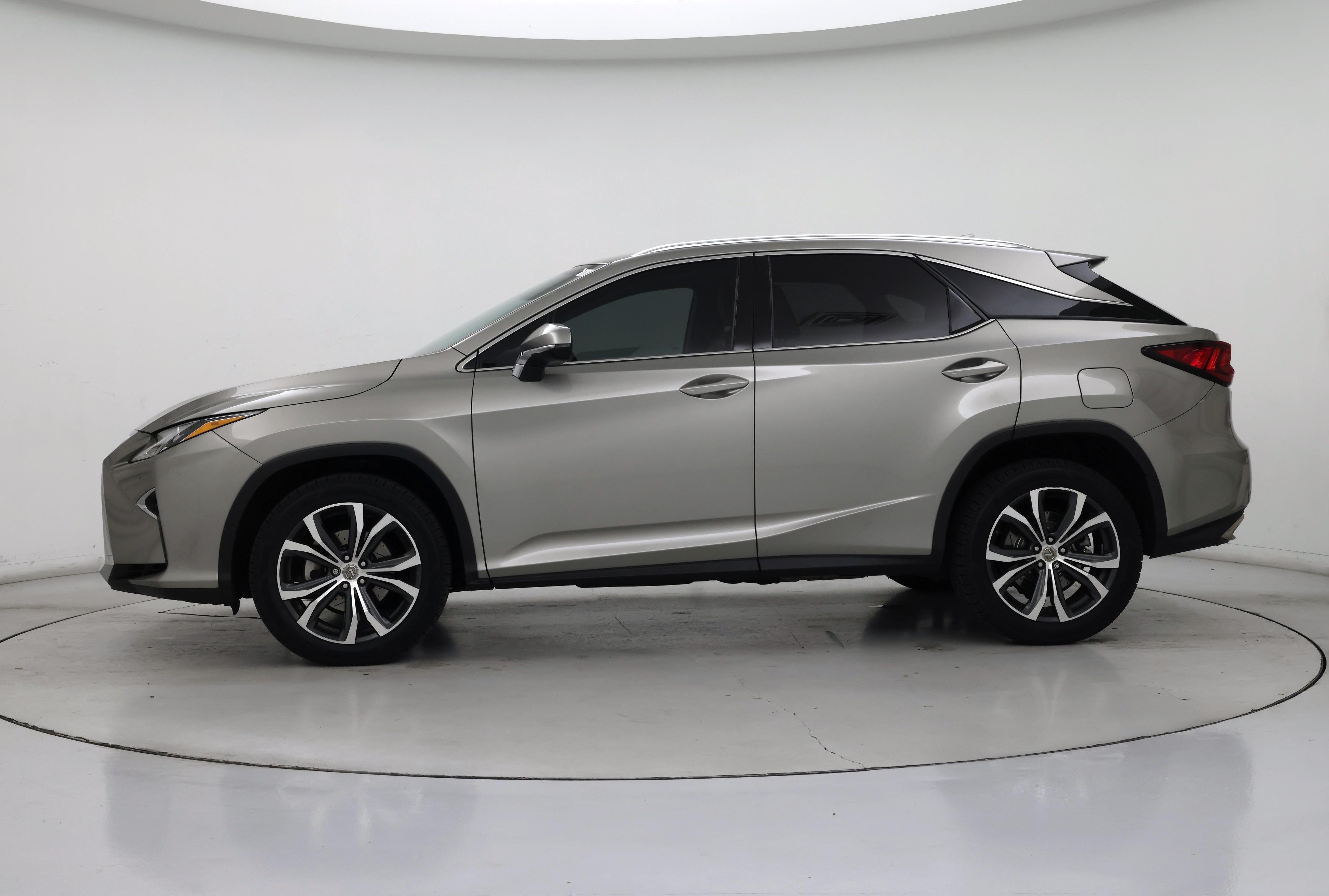 Thumbnail: 2017 Lexus RX - 3