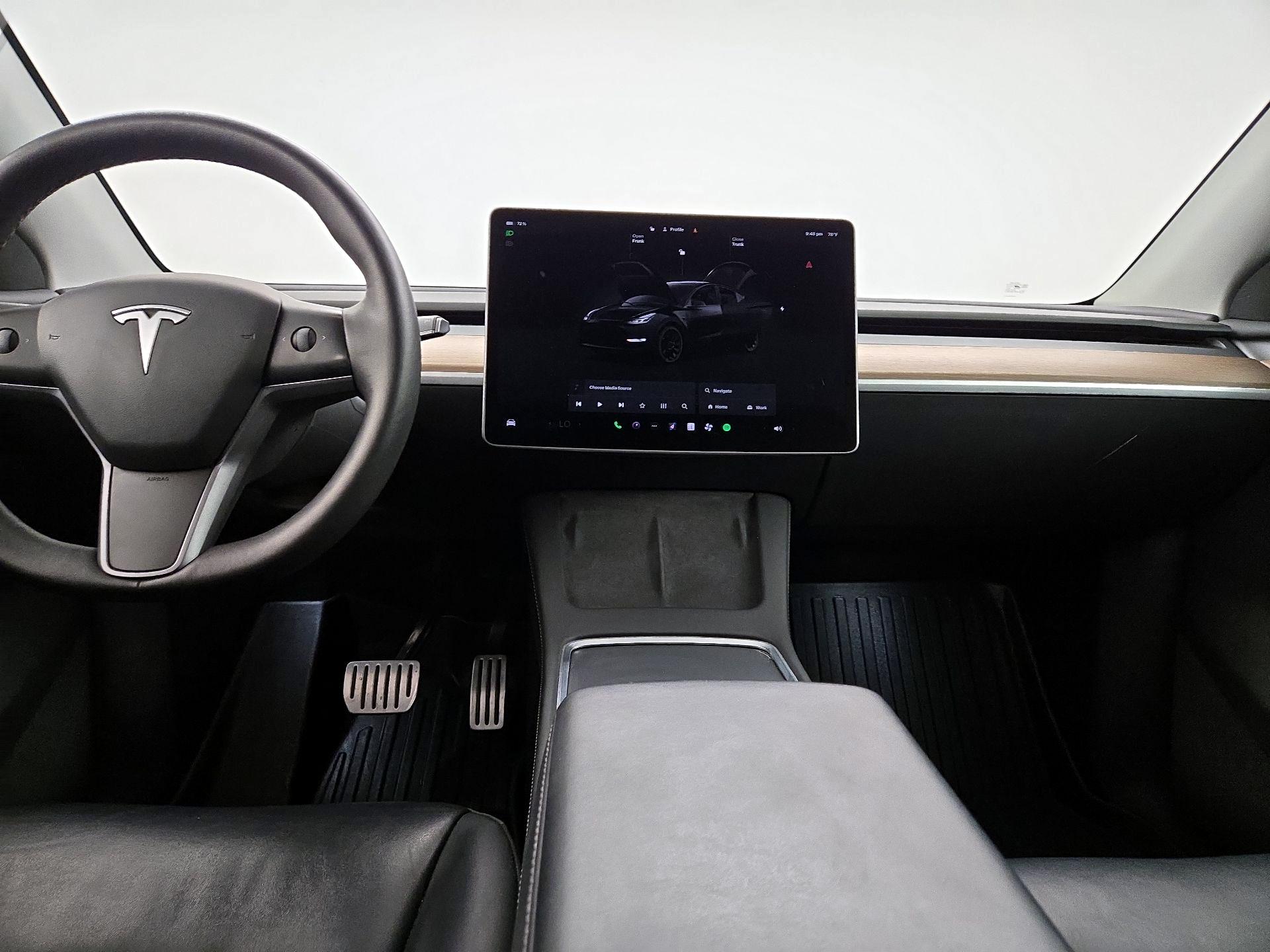 Thumbnail: 2023 Tesla Model Y - 9