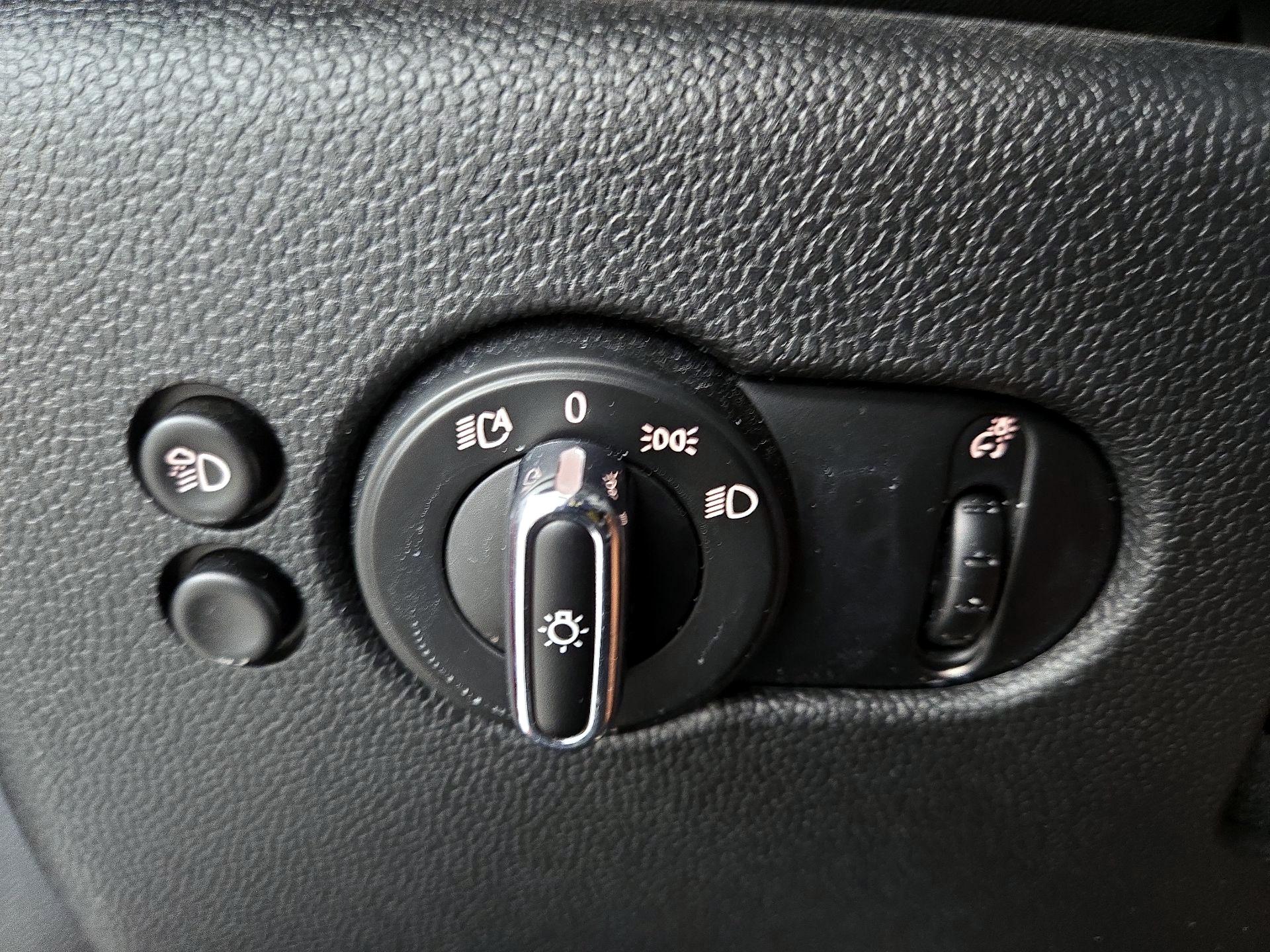 Thumbnail: 2022 MINI Cooper Hardtop - 13