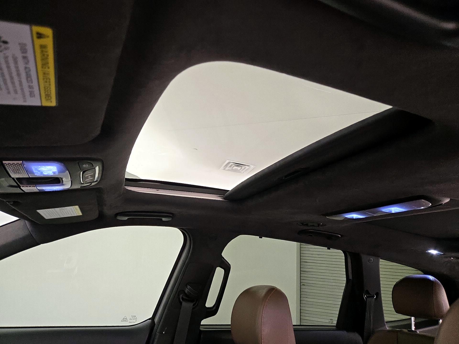 Thumbnail: 2022 Kia Telluride - 20