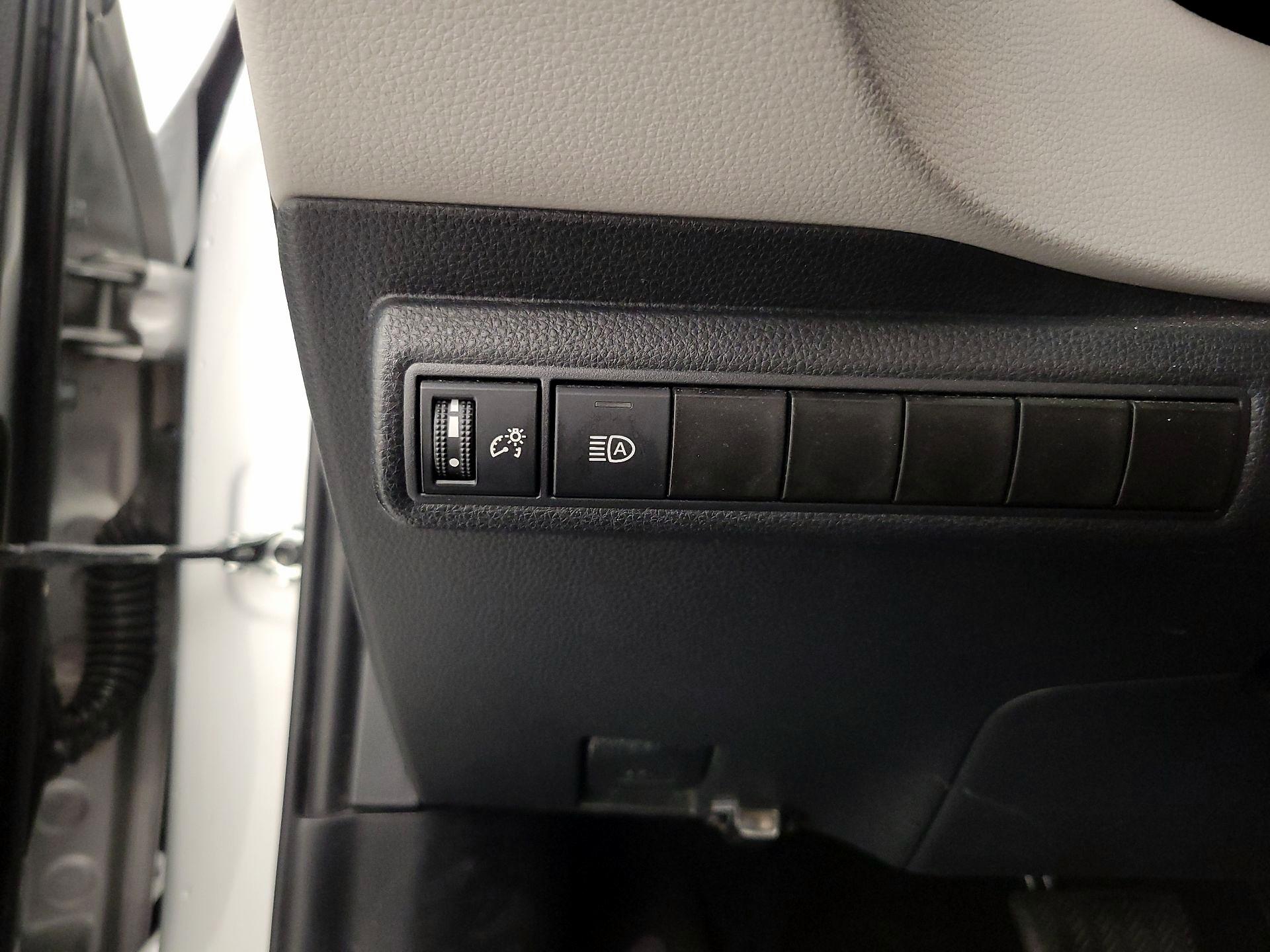 Thumbnail: 2021 Toyota Corolla - 13