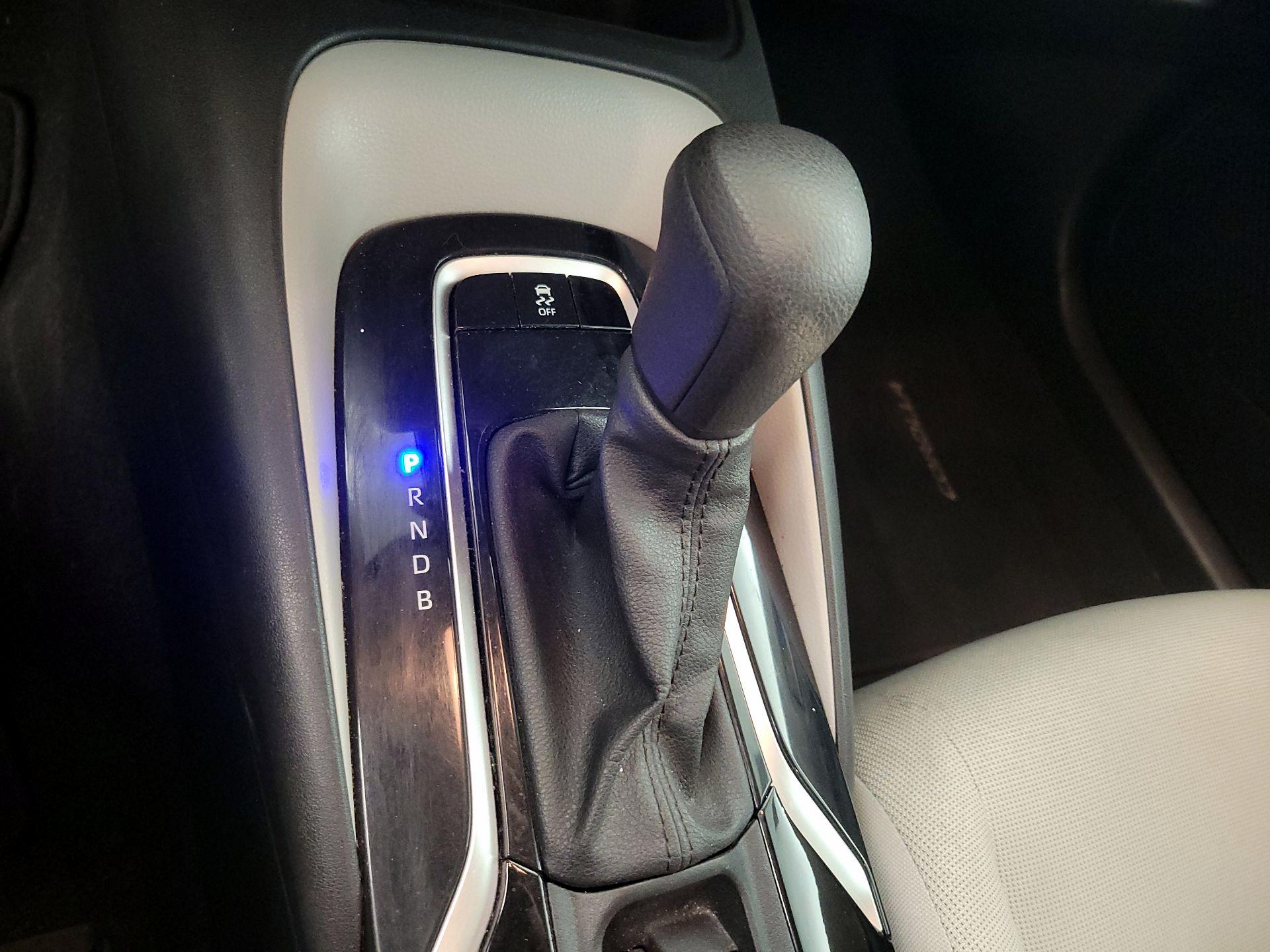 Thumbnail: 2021 Toyota Corolla - 17