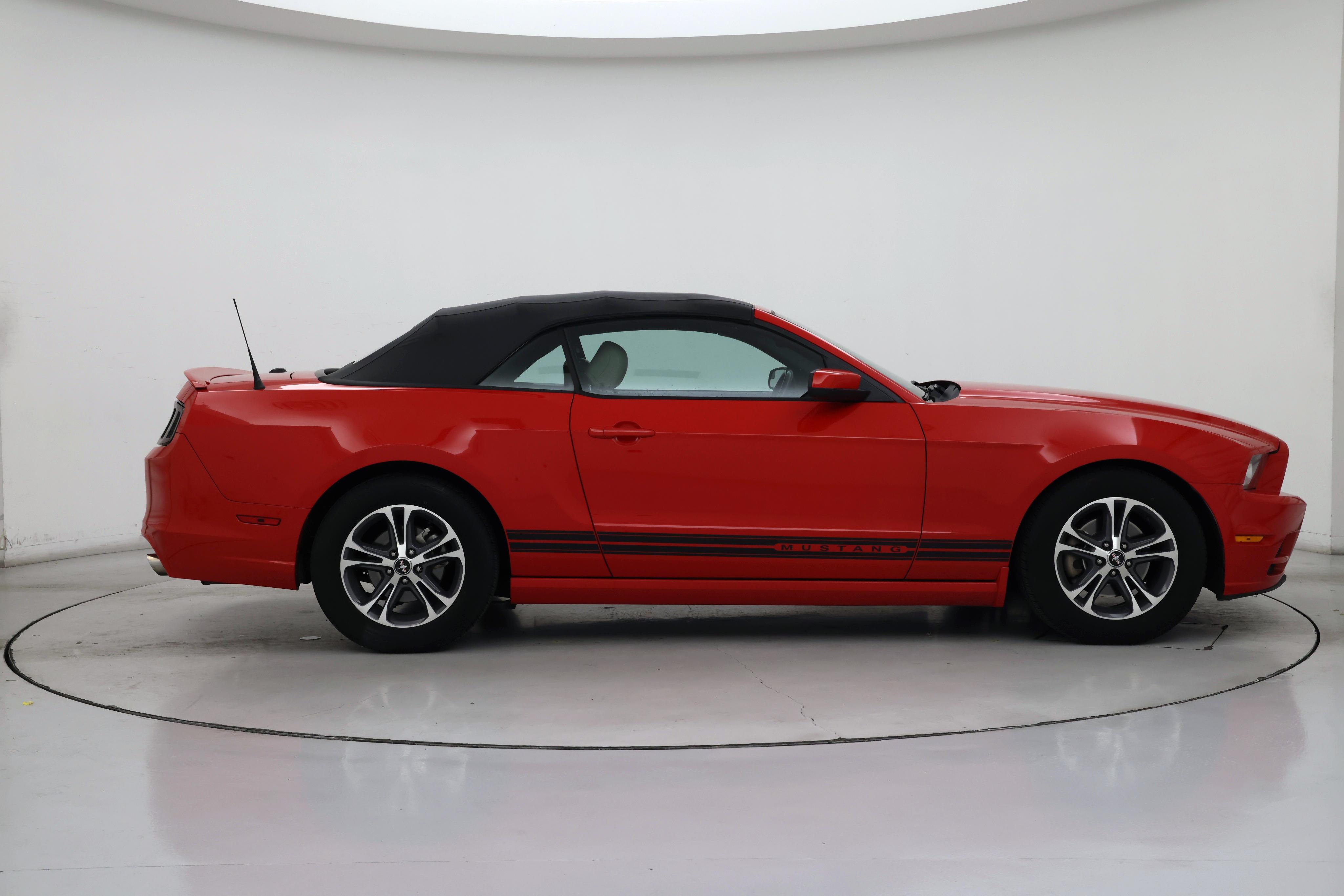 Thumbnail: 2014 Ford Mustang - 7