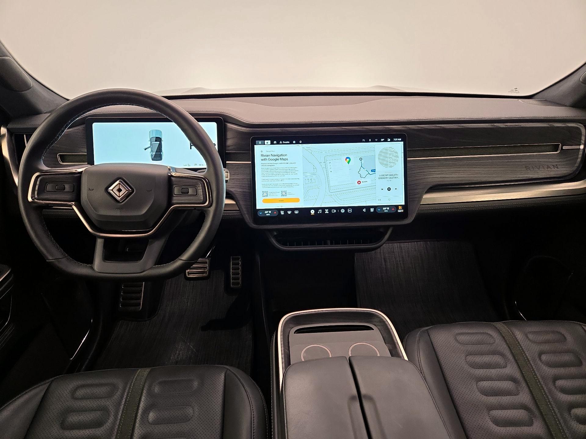 Thumbnail: 2023 Rivian R1S - 9