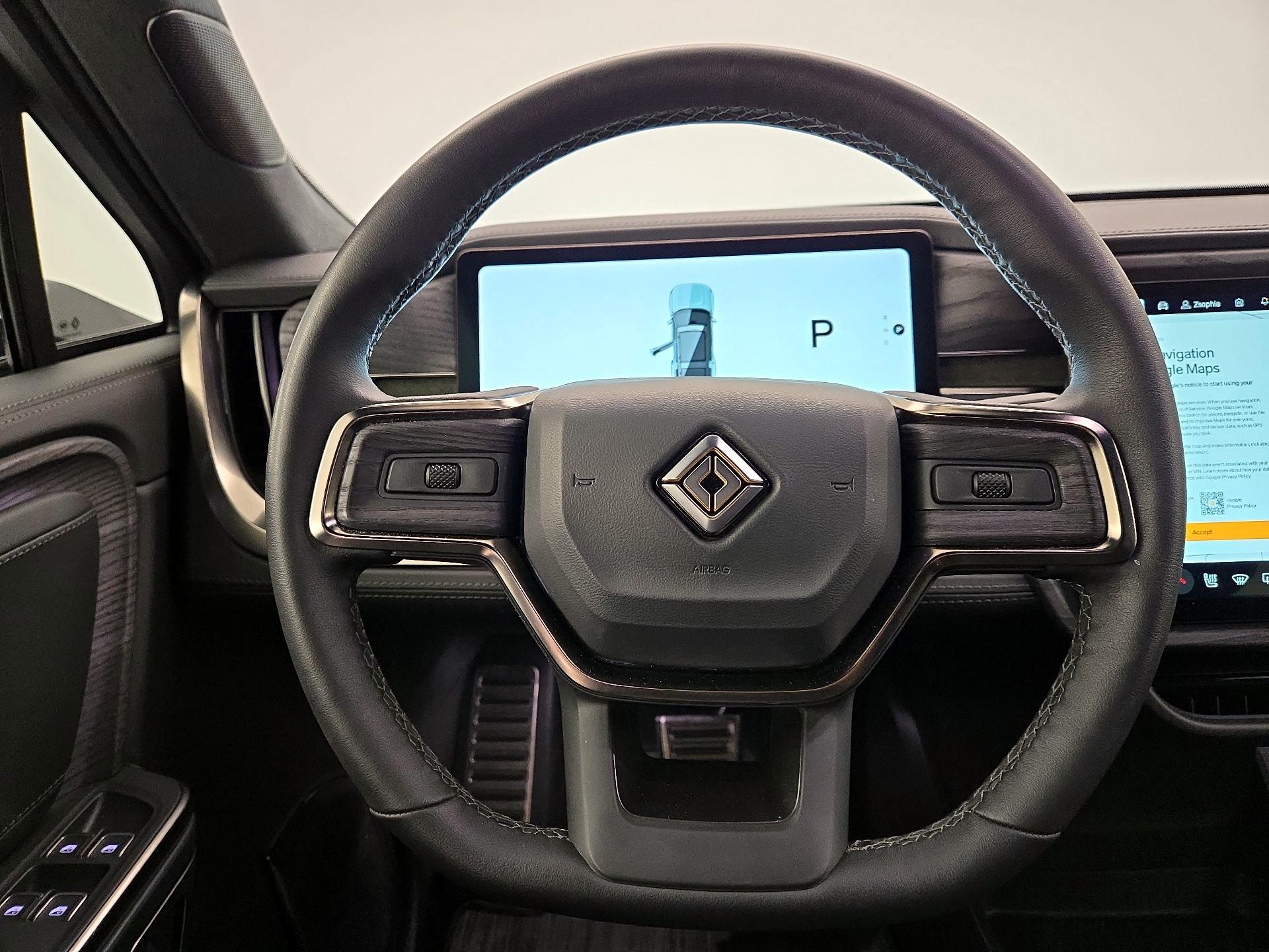 Thumbnail: 2023 Rivian R1S - 10