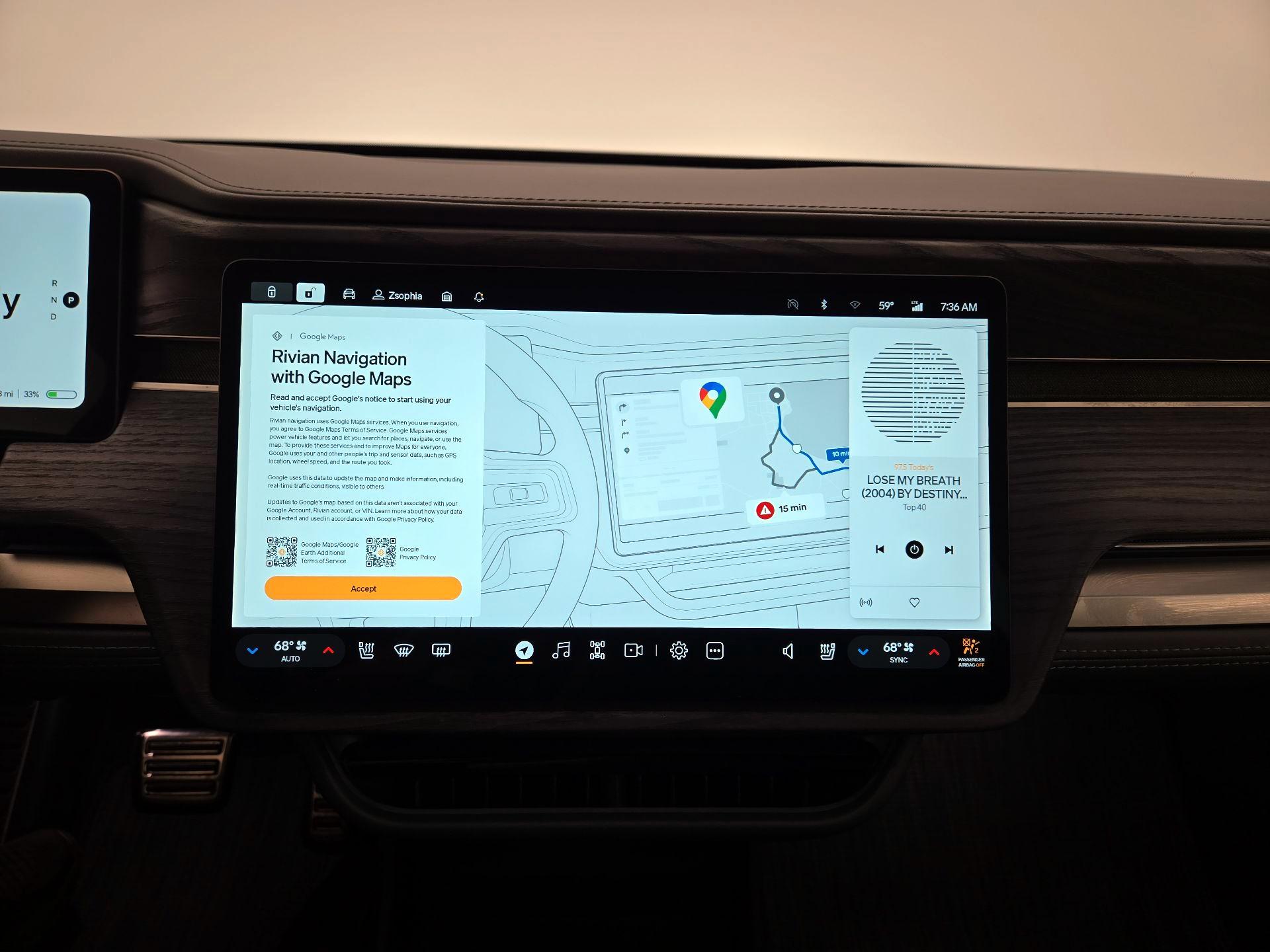 Thumbnail: 2023 Rivian R1S - 13