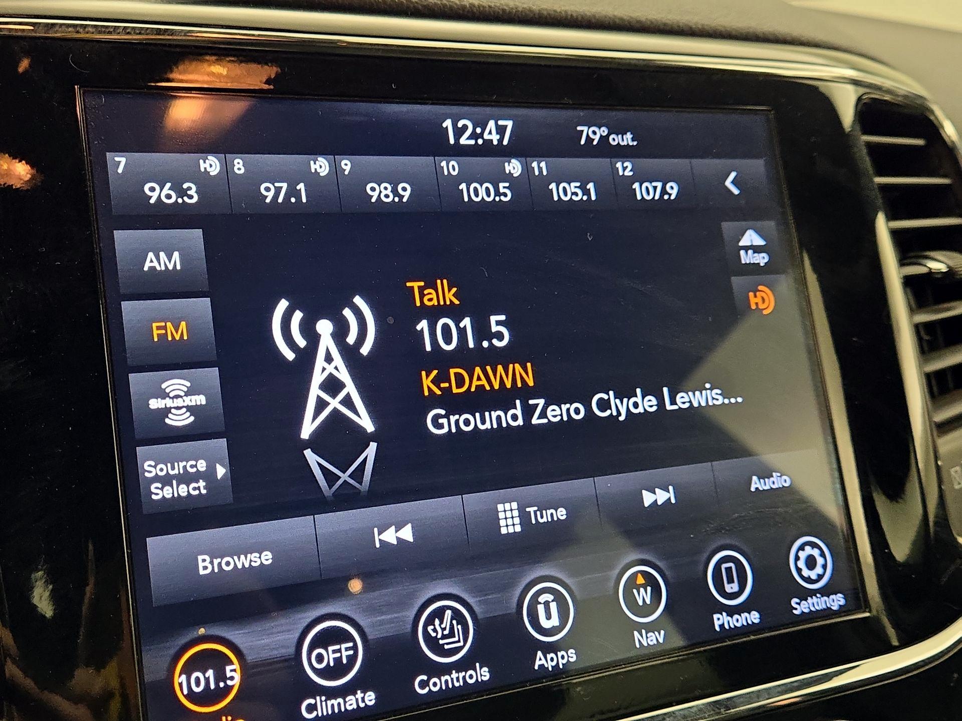 Thumbnail: 2020 Jeep Grand Cherokee - 16