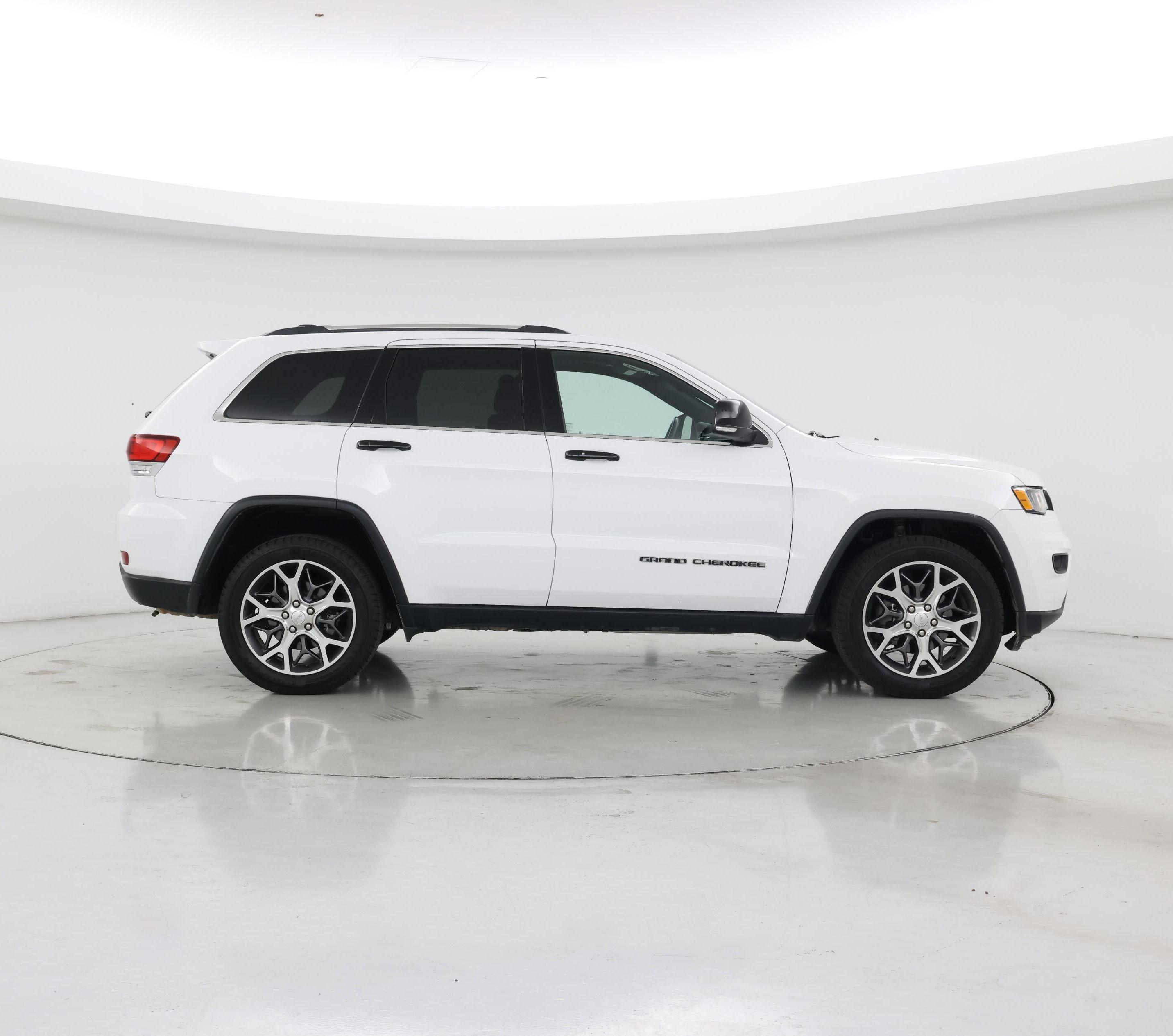 Thumbnail: 2020 Jeep Grand Cherokee - 7