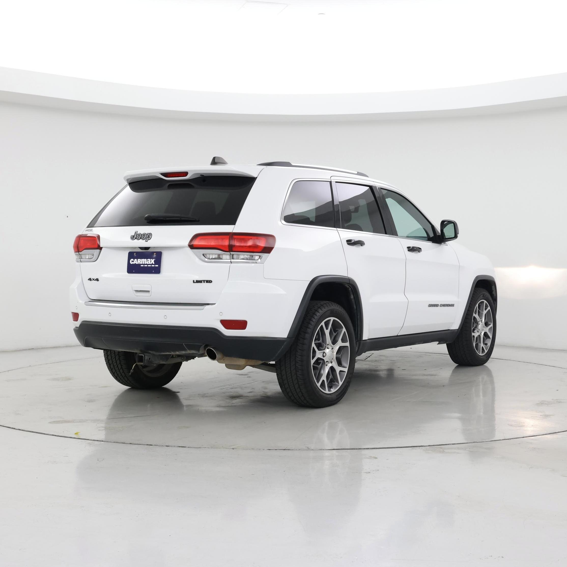 Thumbnail: 2020 Jeep Grand Cherokee - 8
