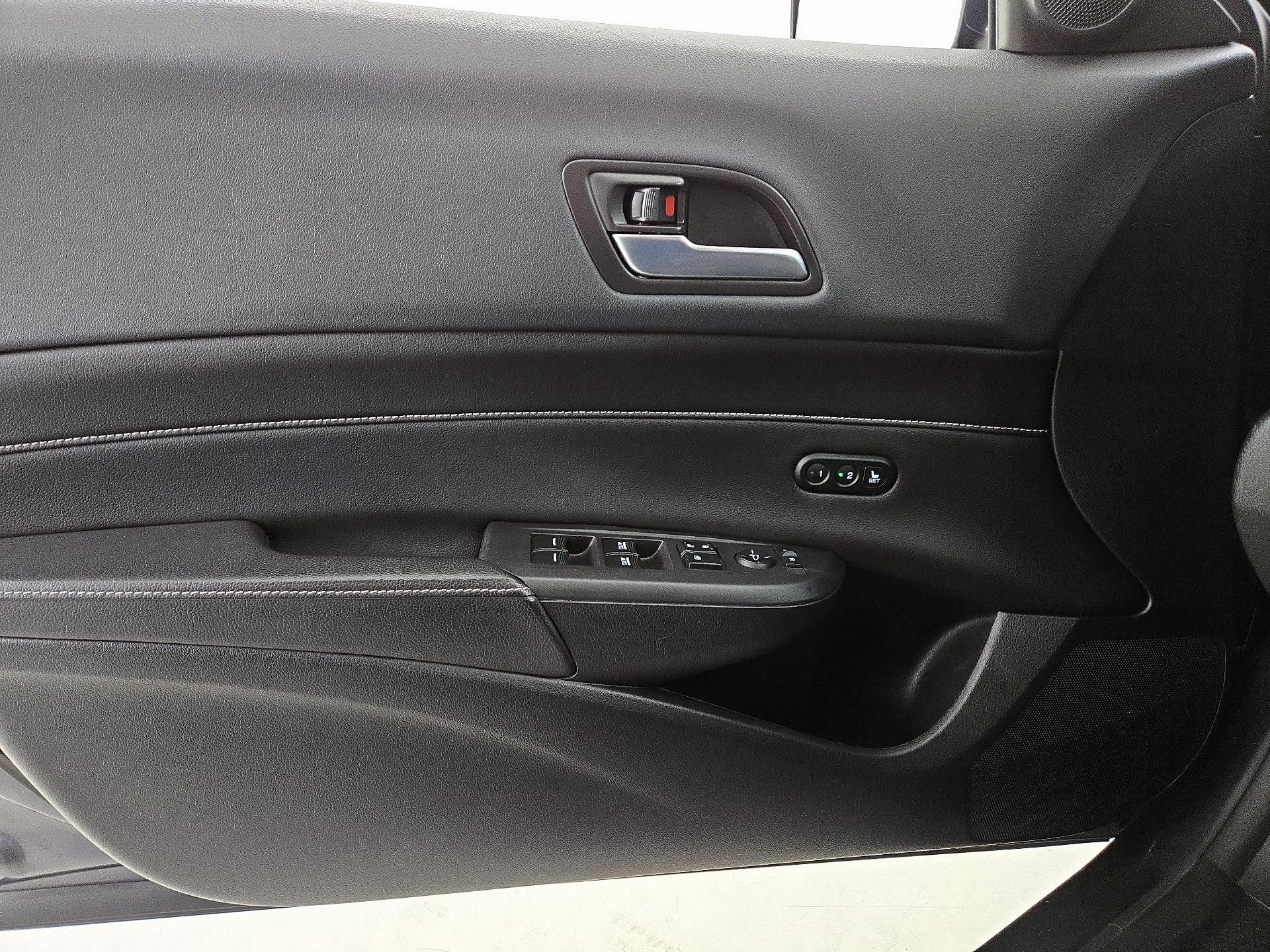 Thumbnail: 2021 Acura ILX - 12