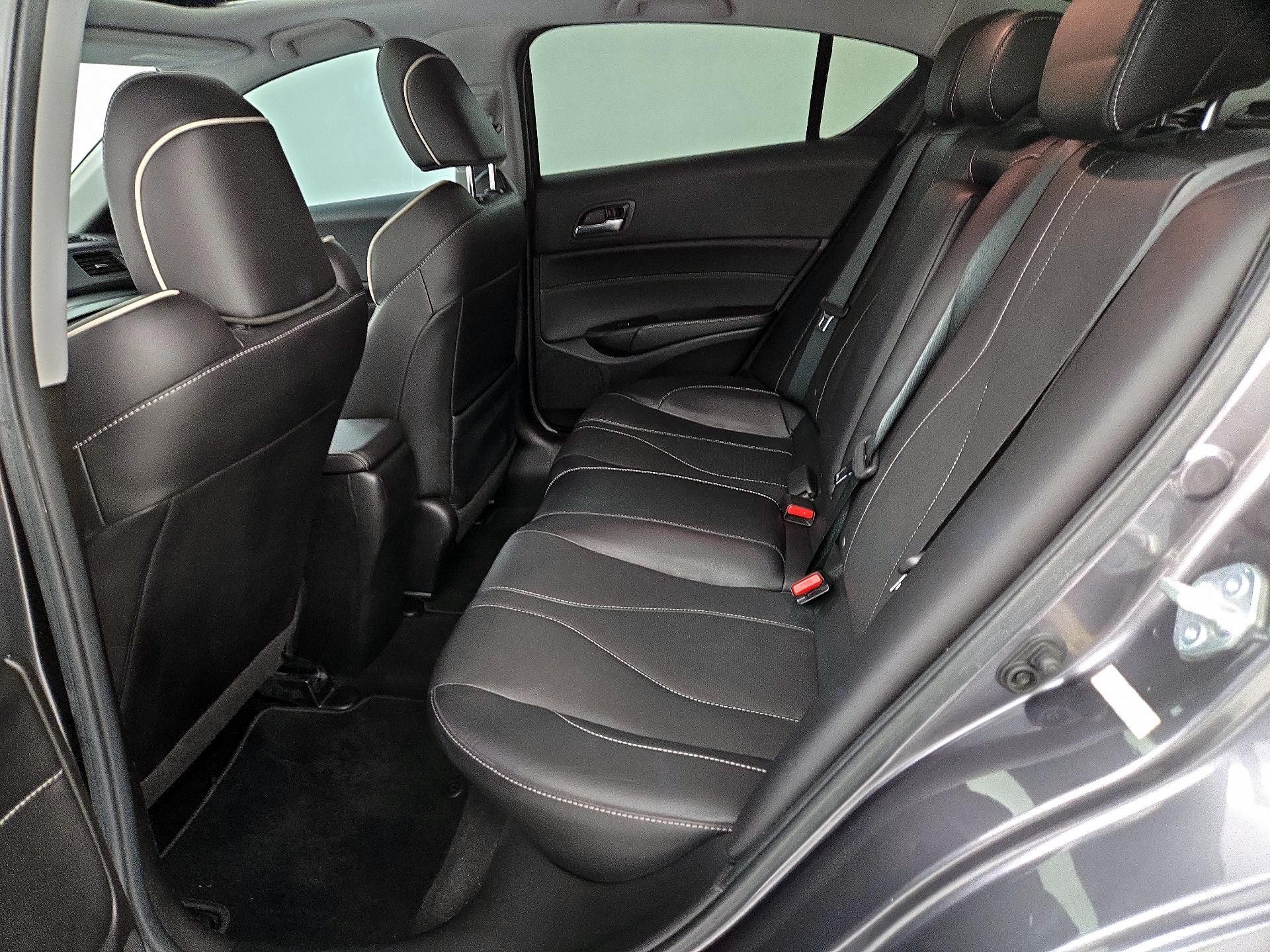 Thumbnail: 2021 Acura ILX - 20