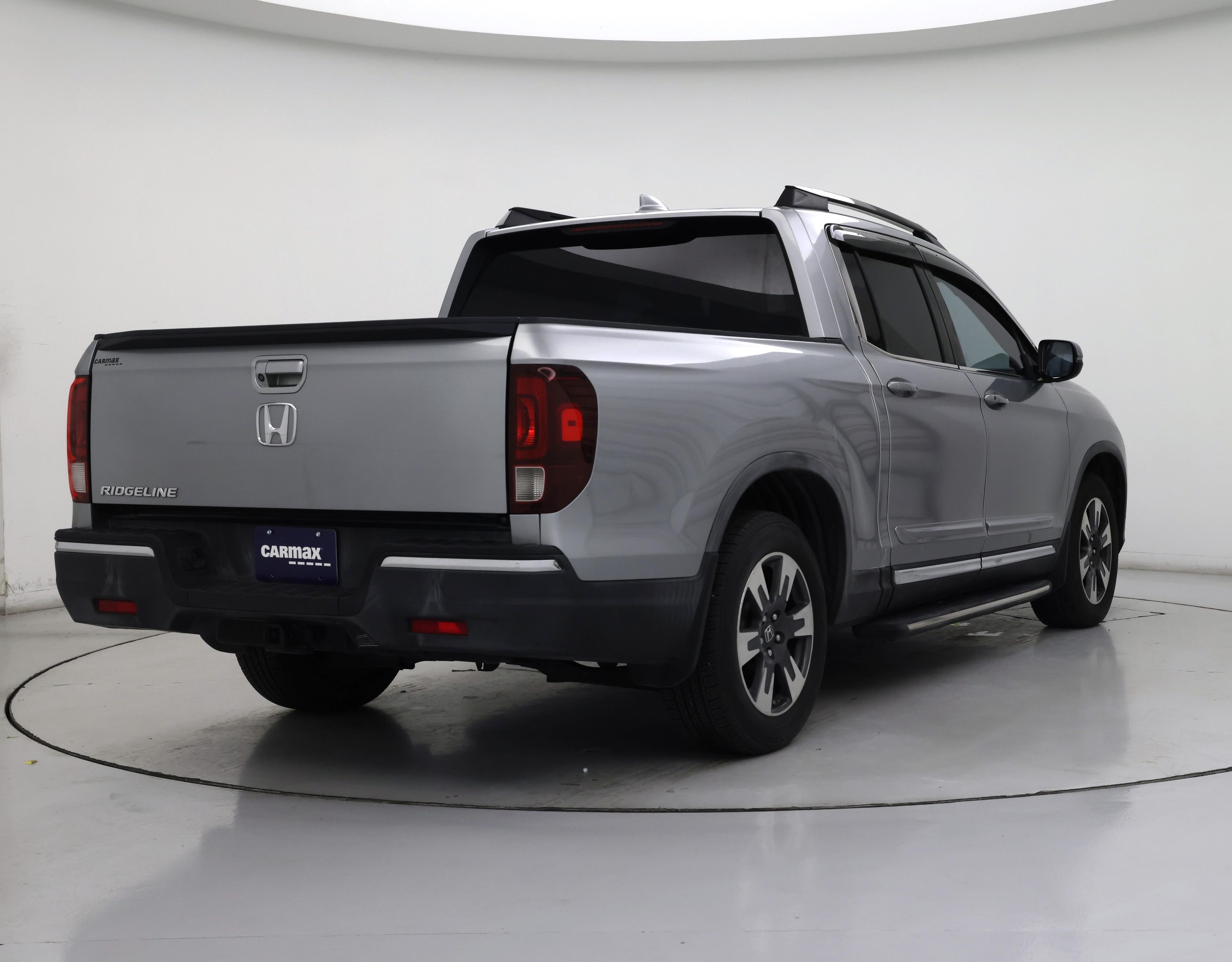 Thumbnail: 2017 Honda Ridgeline - 8