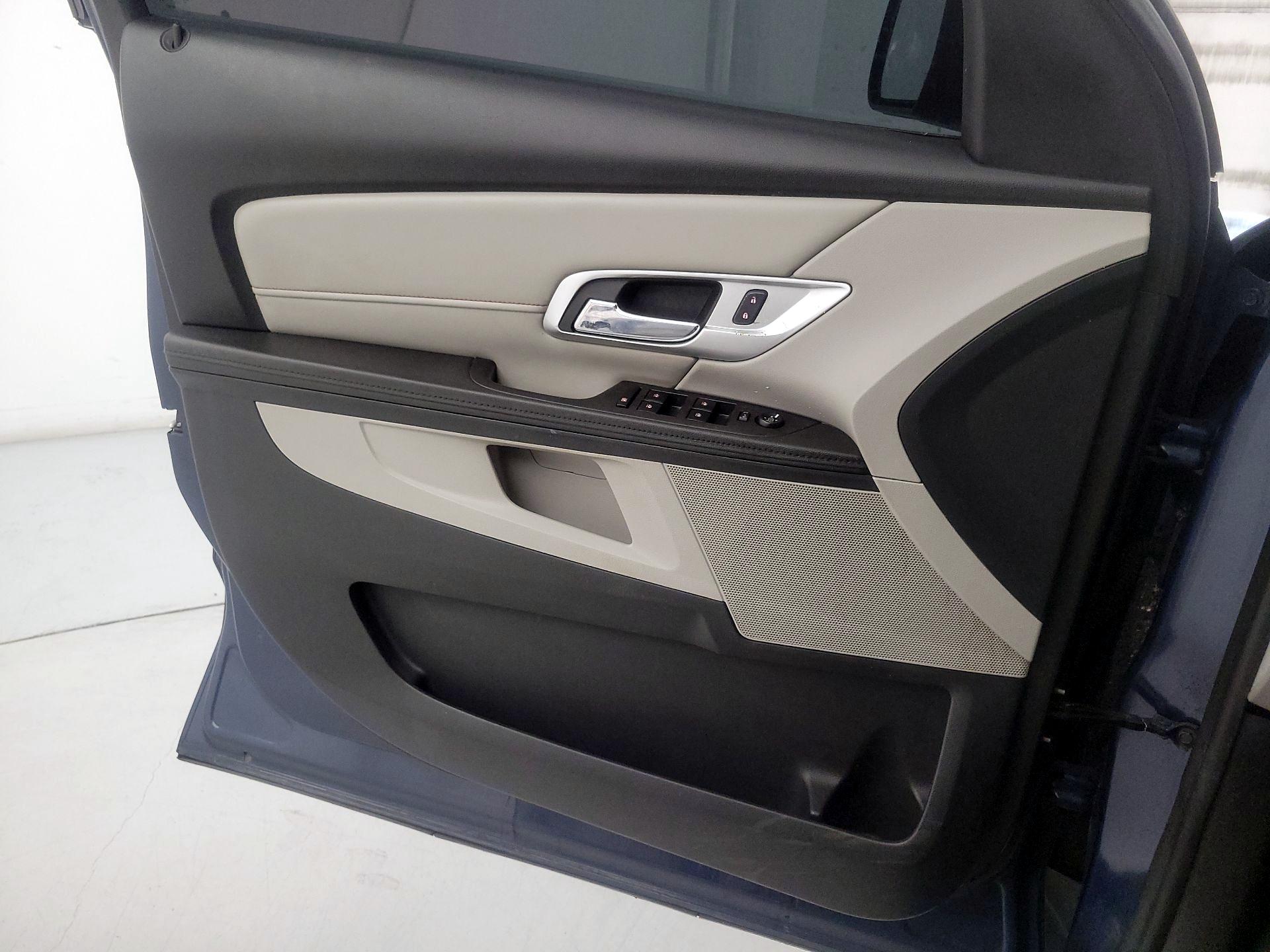 Thumbnail: 2017 GMC Terrain - 12