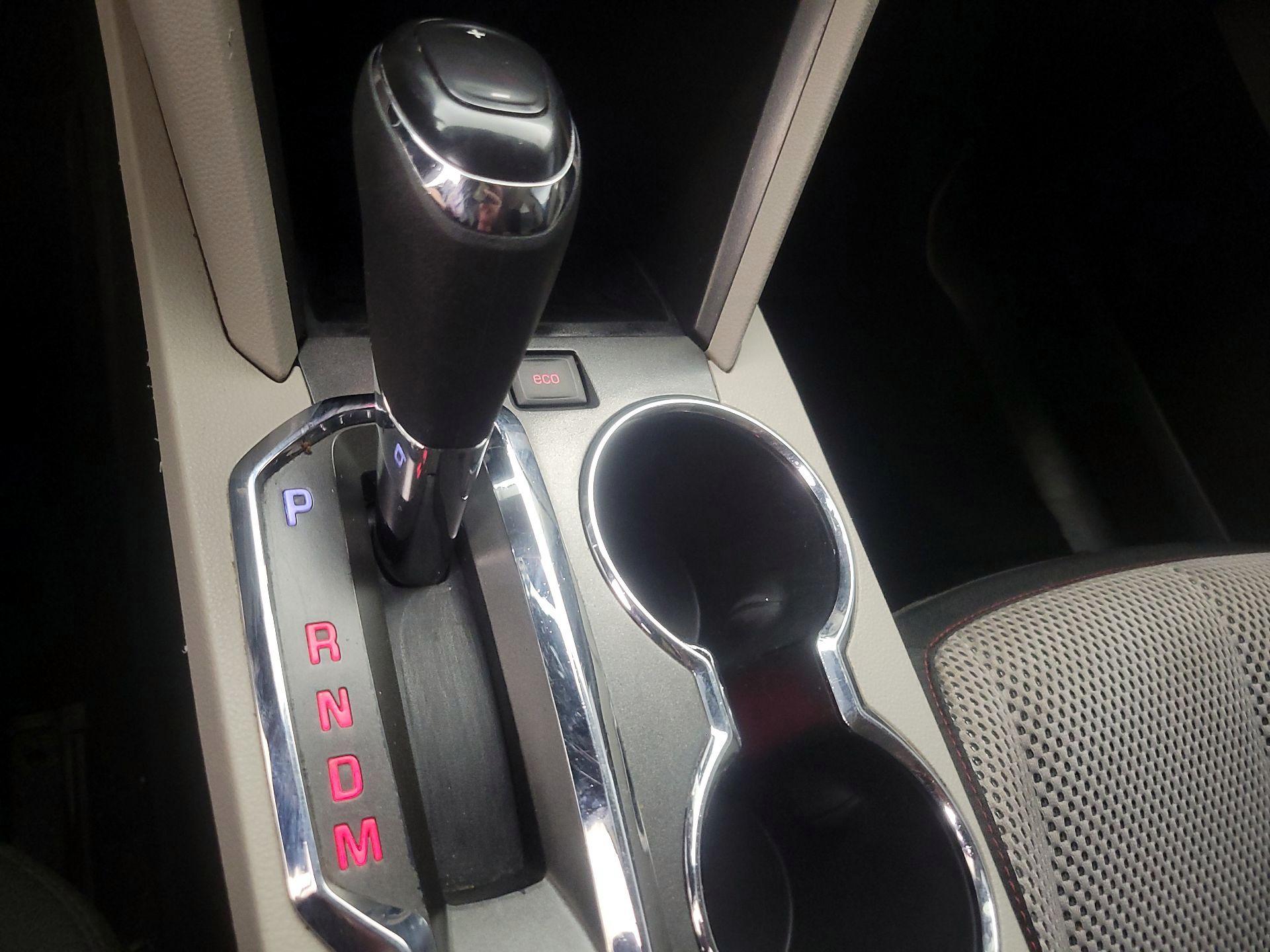 Thumbnail: 2017 GMC Terrain - 17