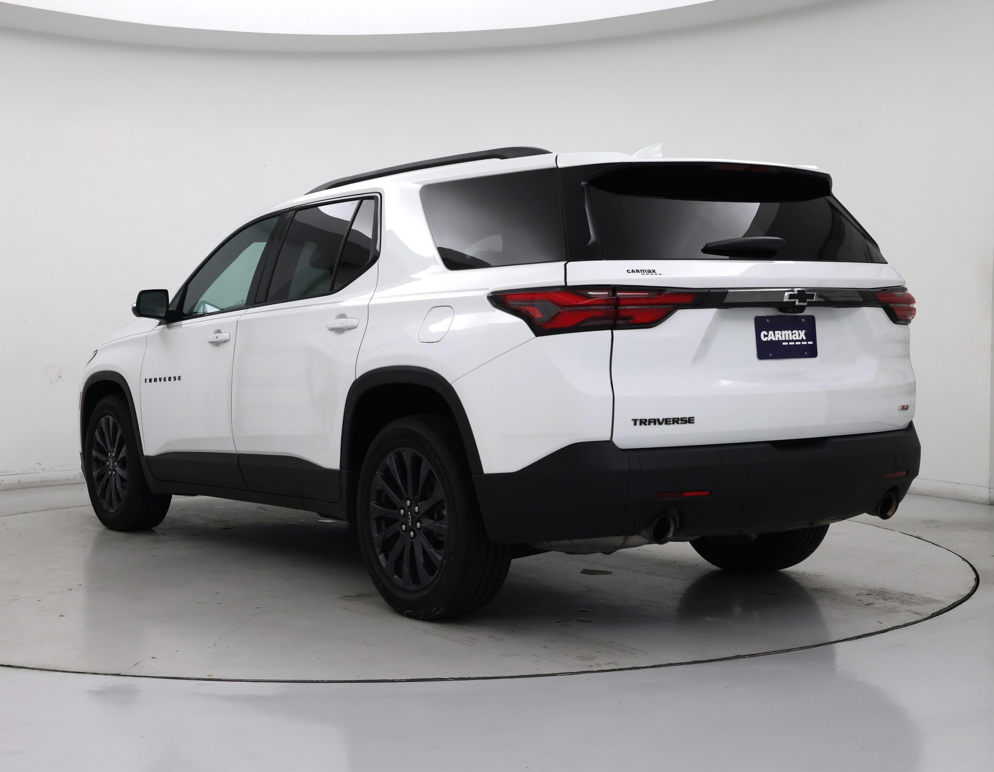 Thumbnail: 2023 Chevrolet Traverse - 2