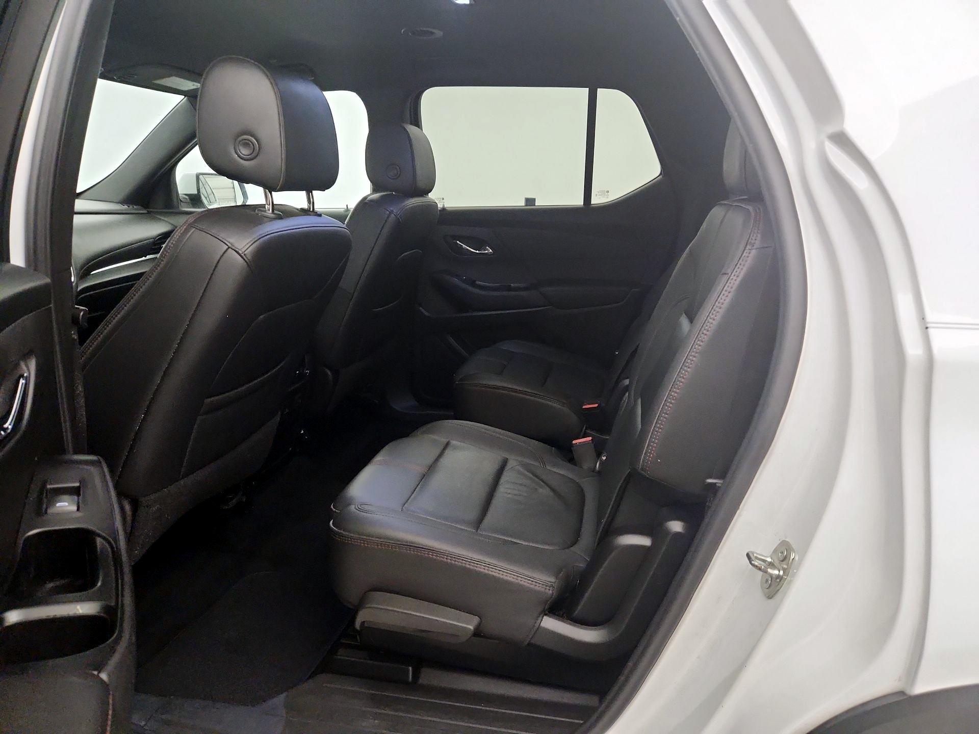 Thumbnail: 2023 Chevrolet Traverse - 19